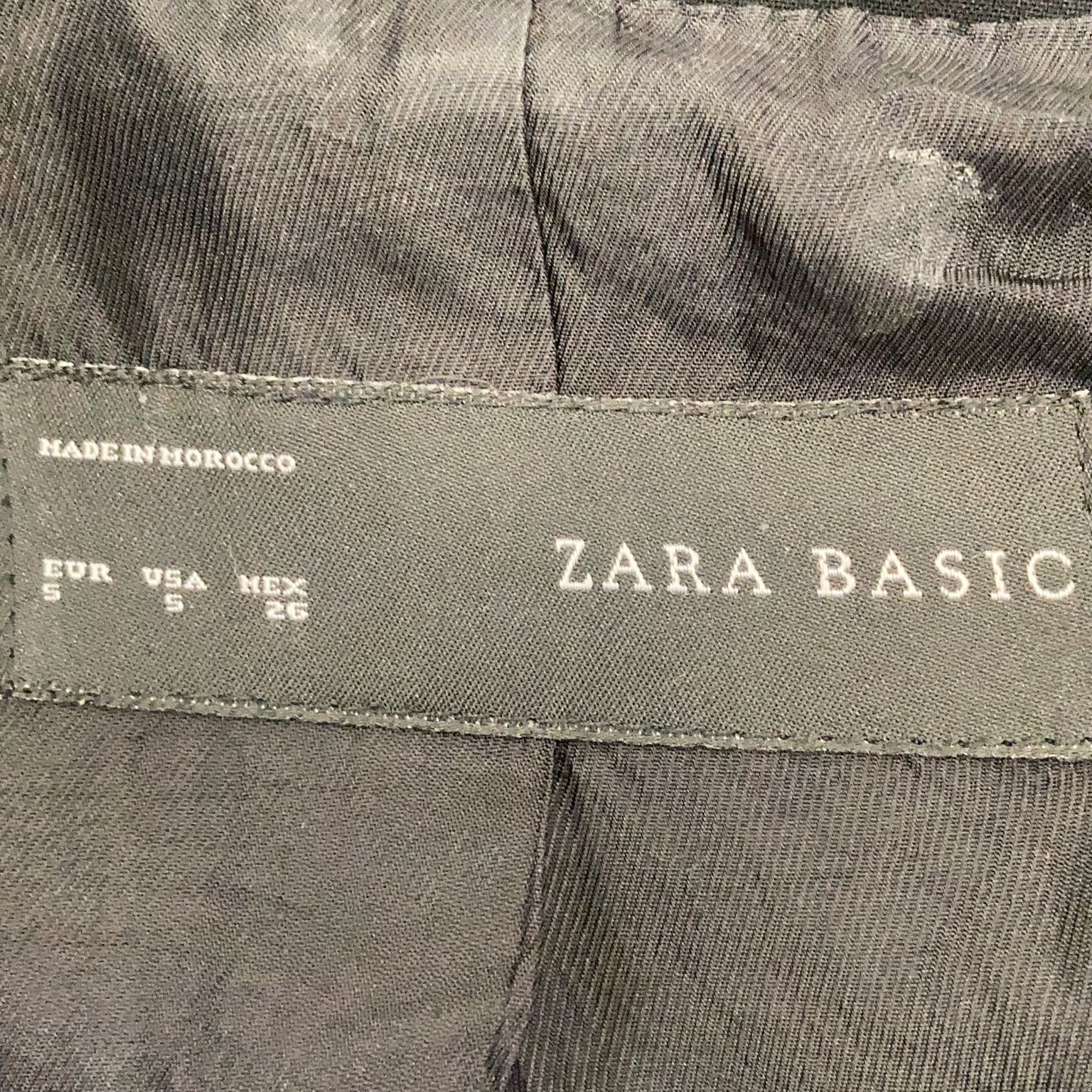 Zara Basic