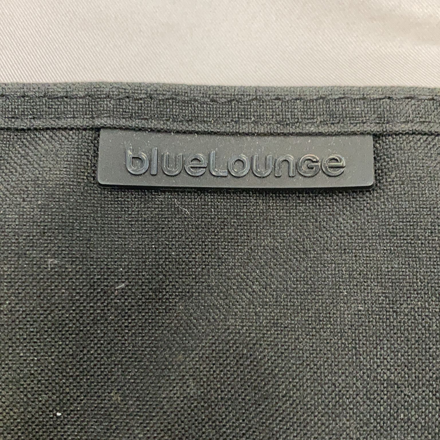 Bluelounge