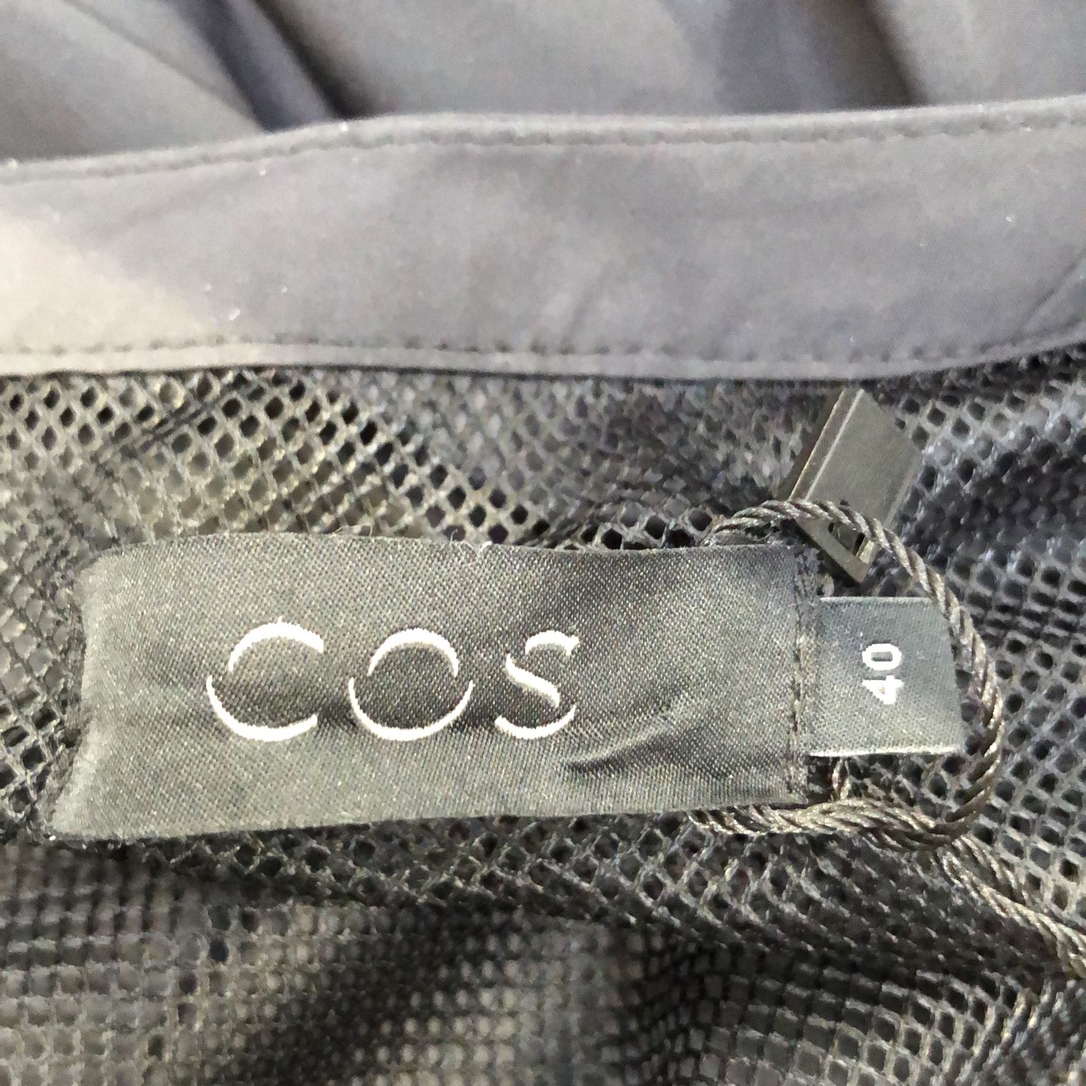 COS