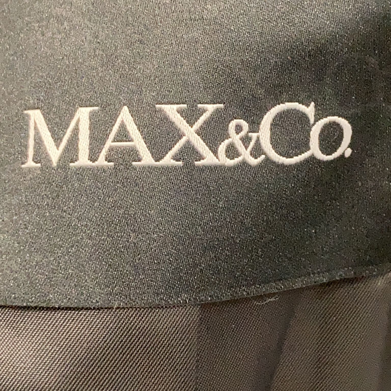 Max  Co