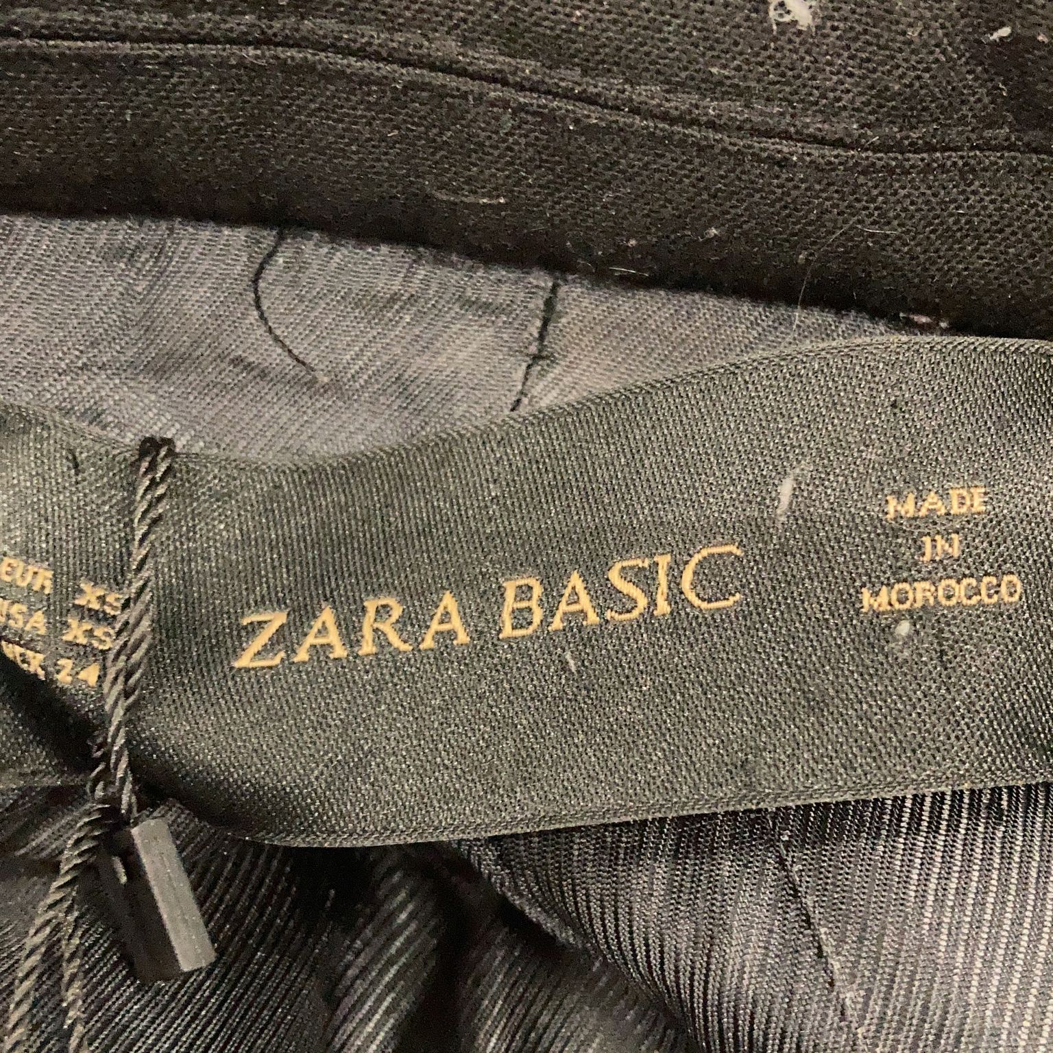 Zara Basic