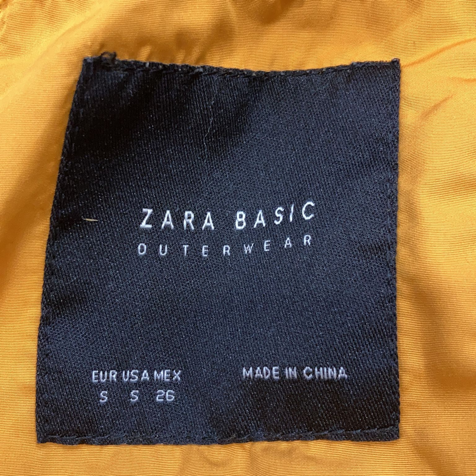 Zara Basic