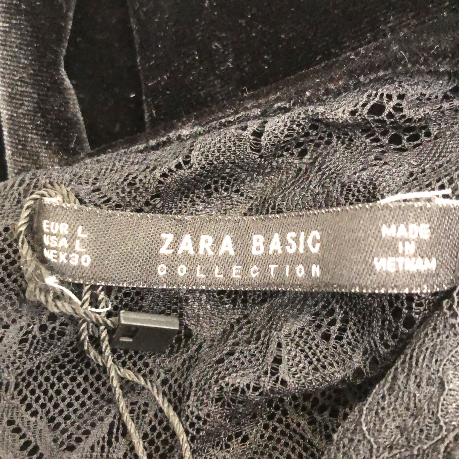 Zara Basic