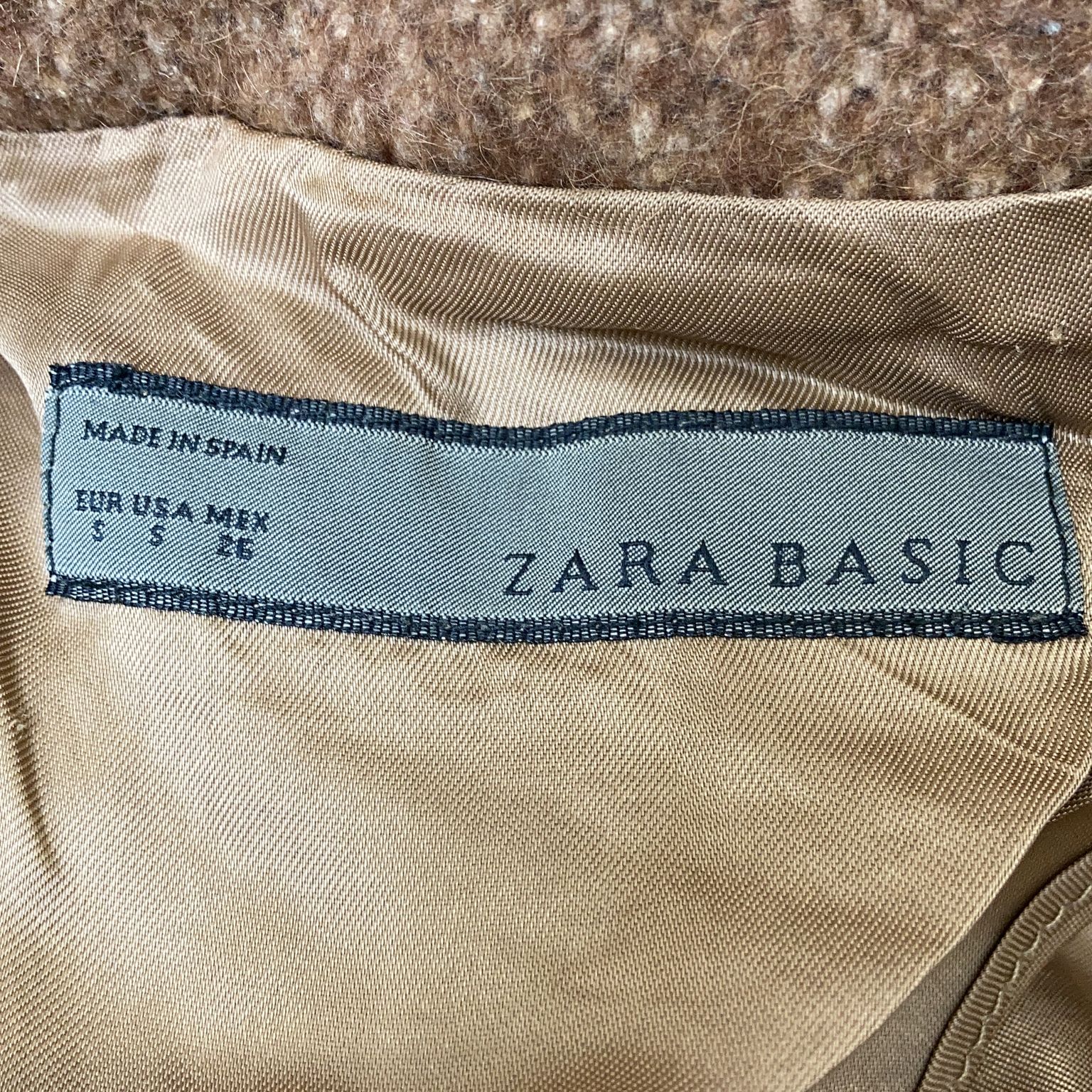 Zara Basic