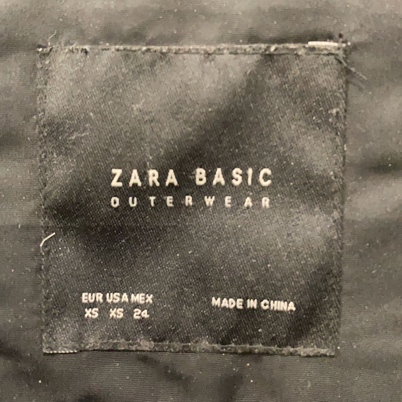 Zara Basic