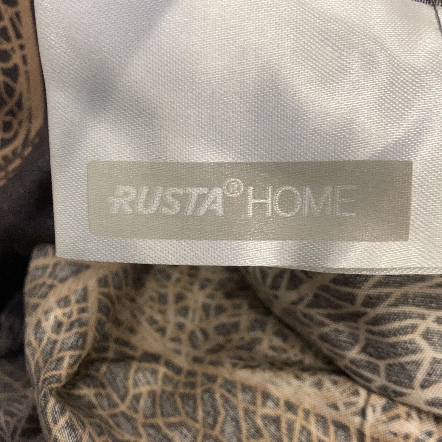 Rusta Home