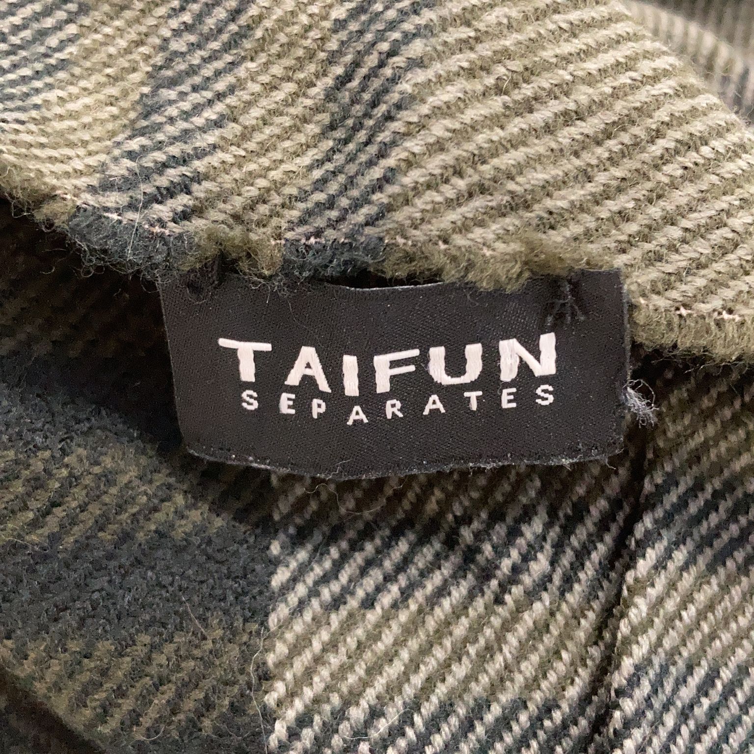 Taifun Separates