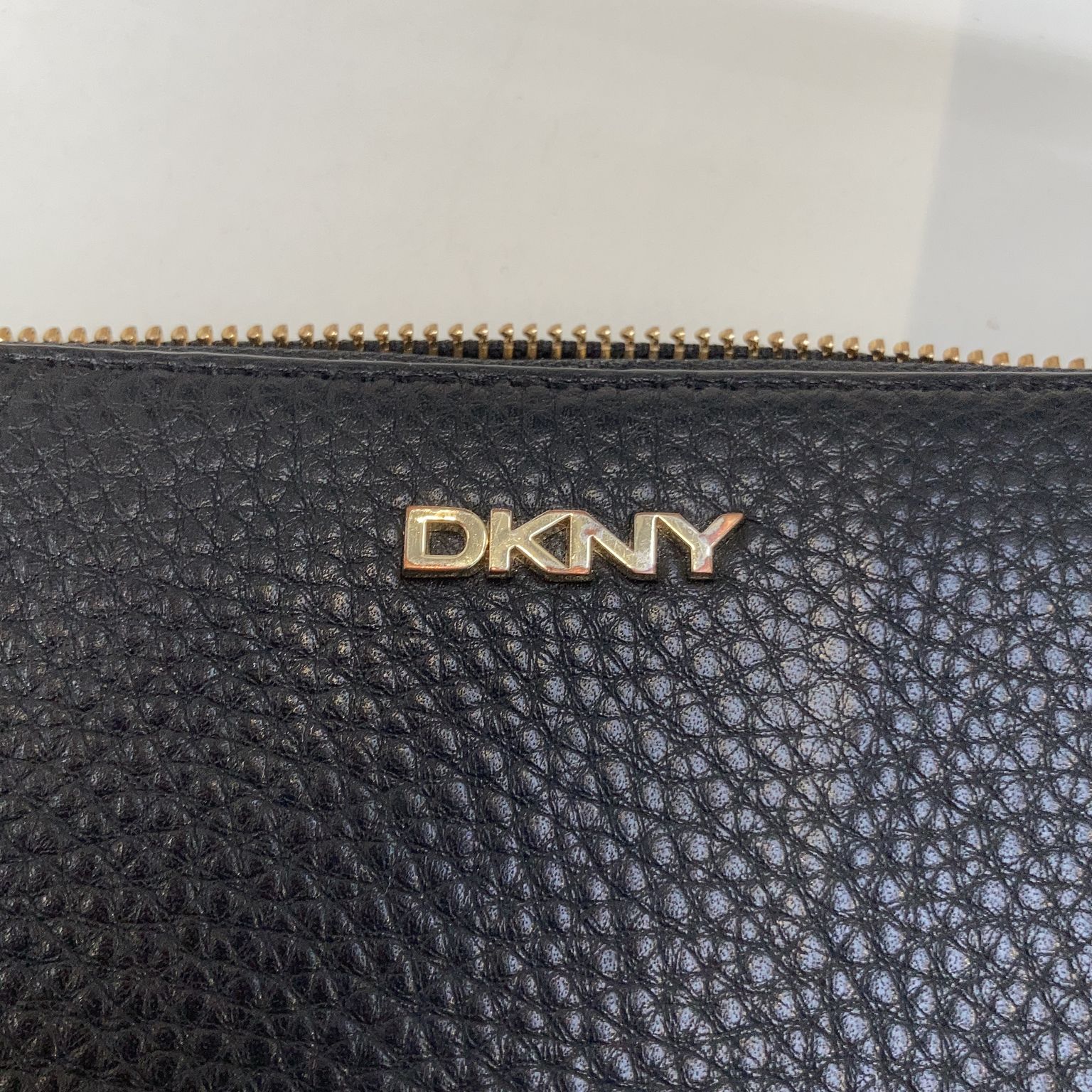 DKNY