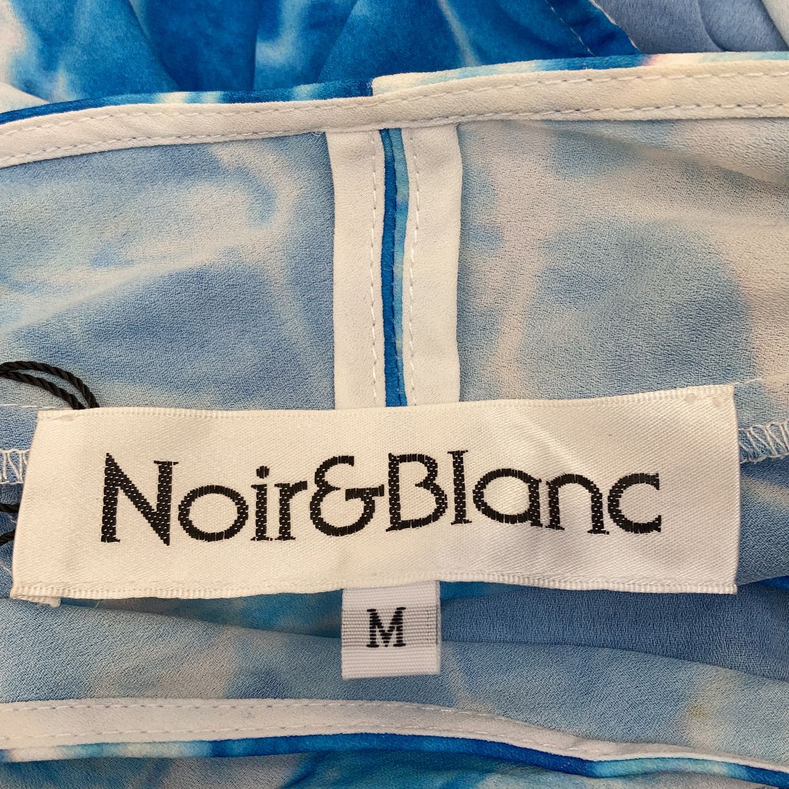 NoirBlanc