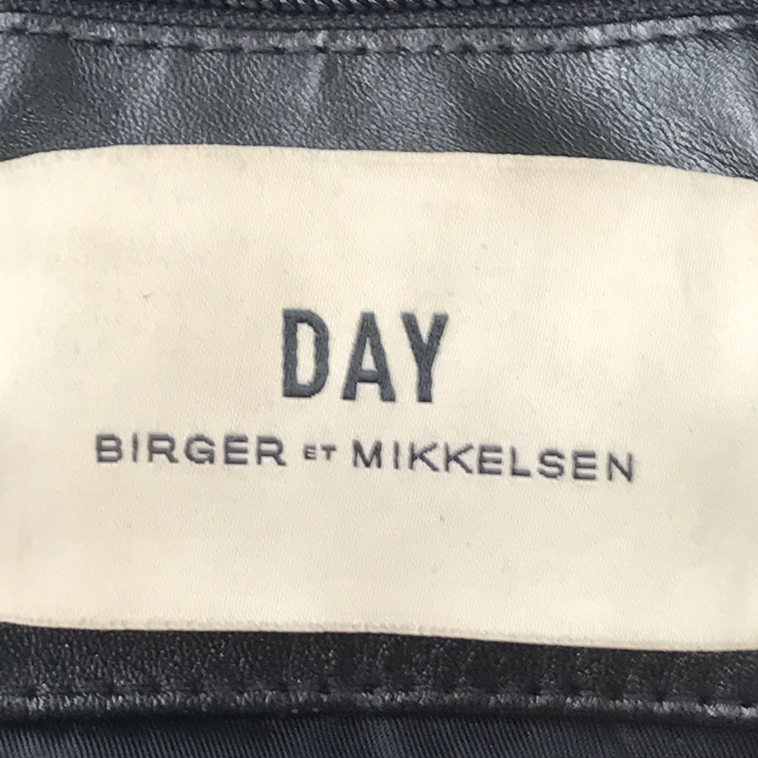 DAY Birger et Mikkelsen