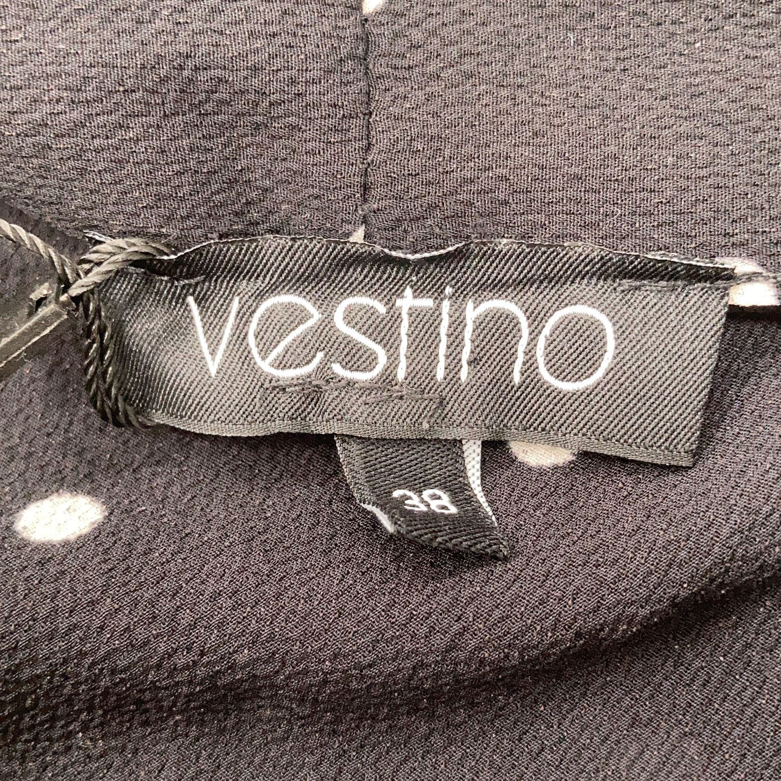 Vestino