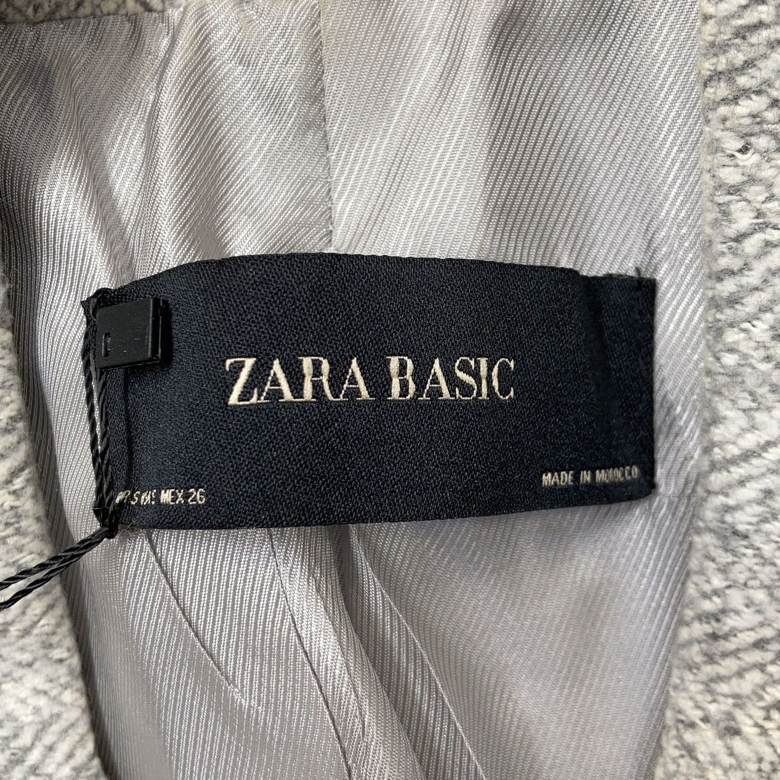 Zara Basic