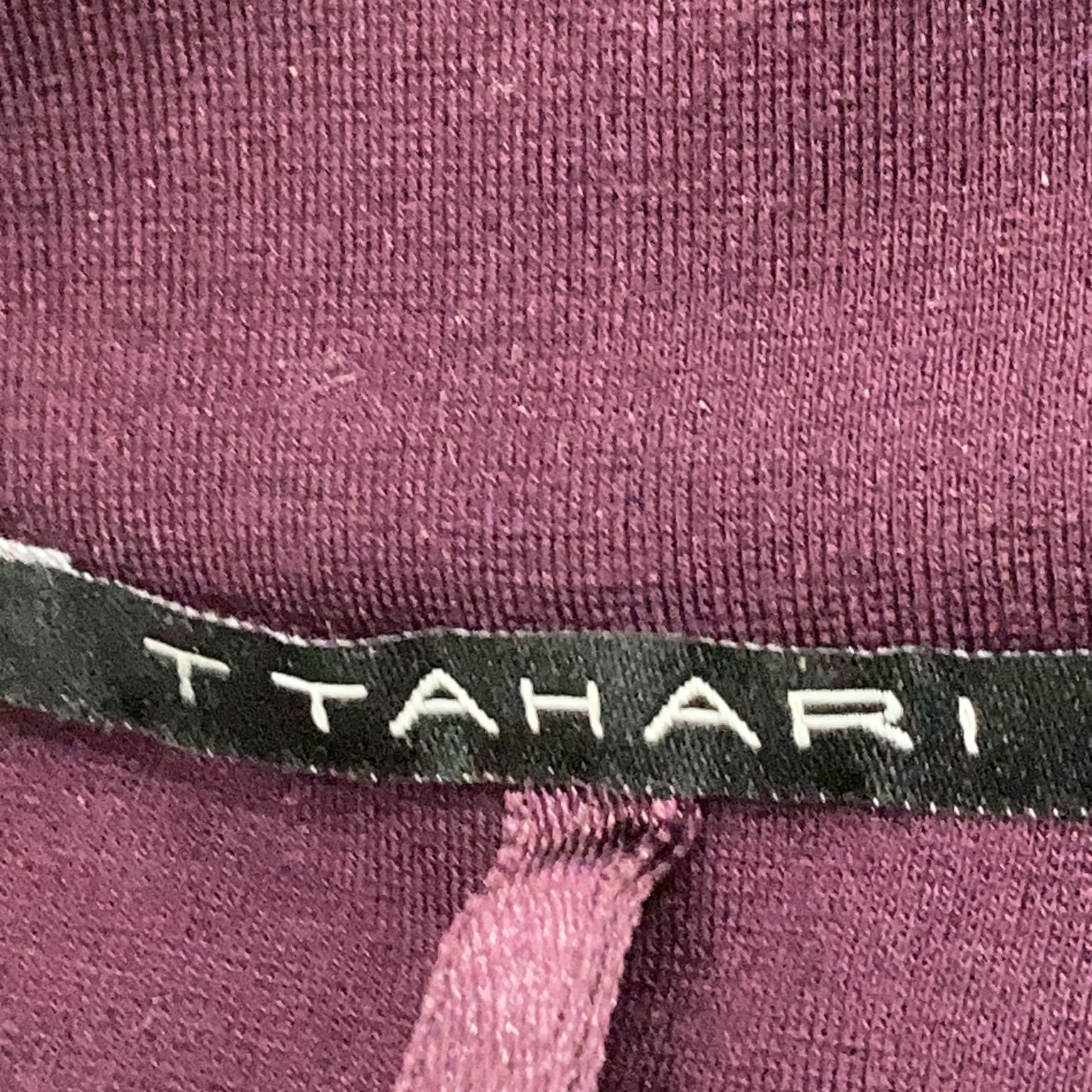 T Tahari