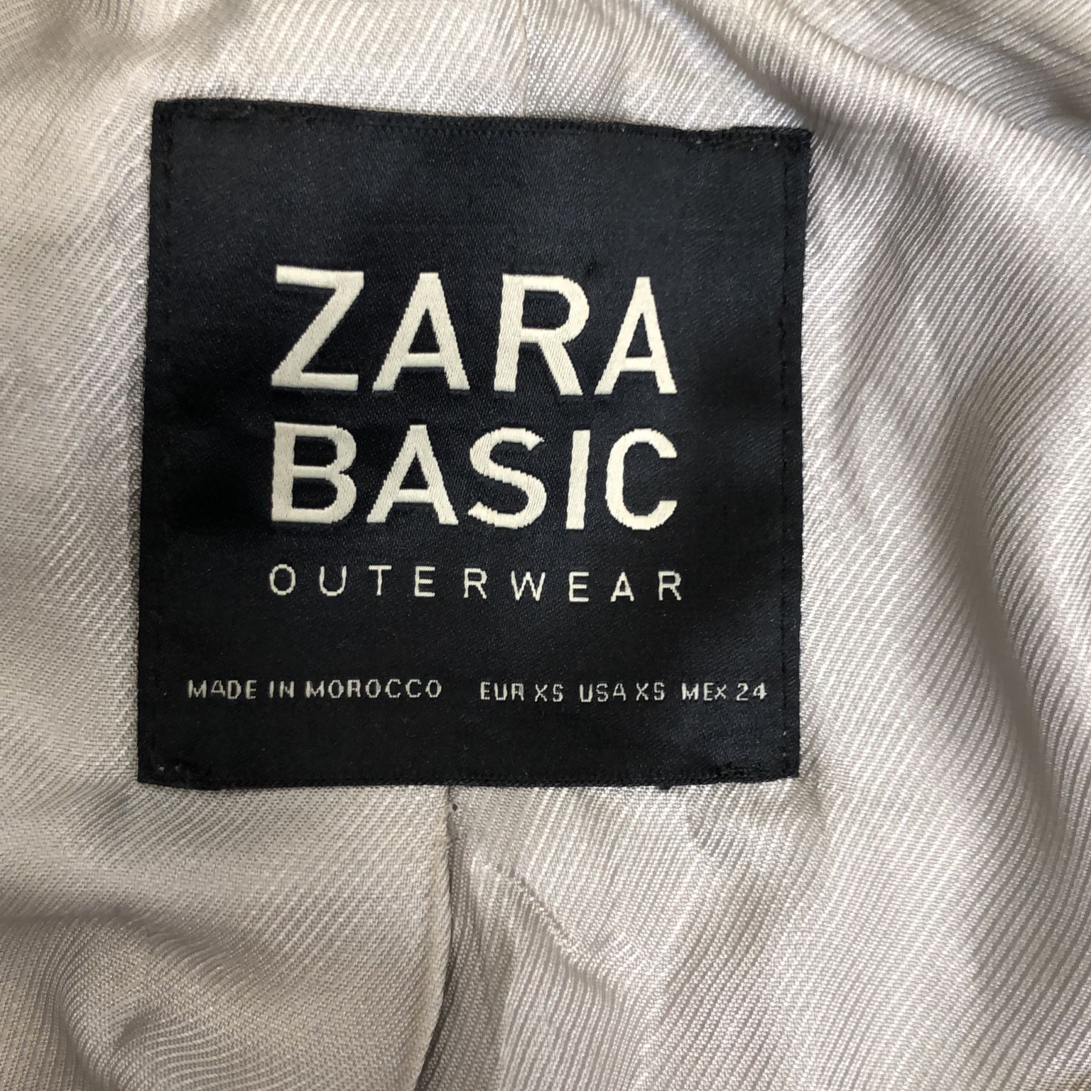 Zara Basic