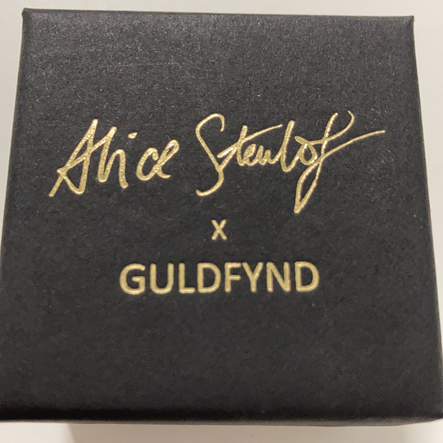 Alice Stenlöf x Guldfynd