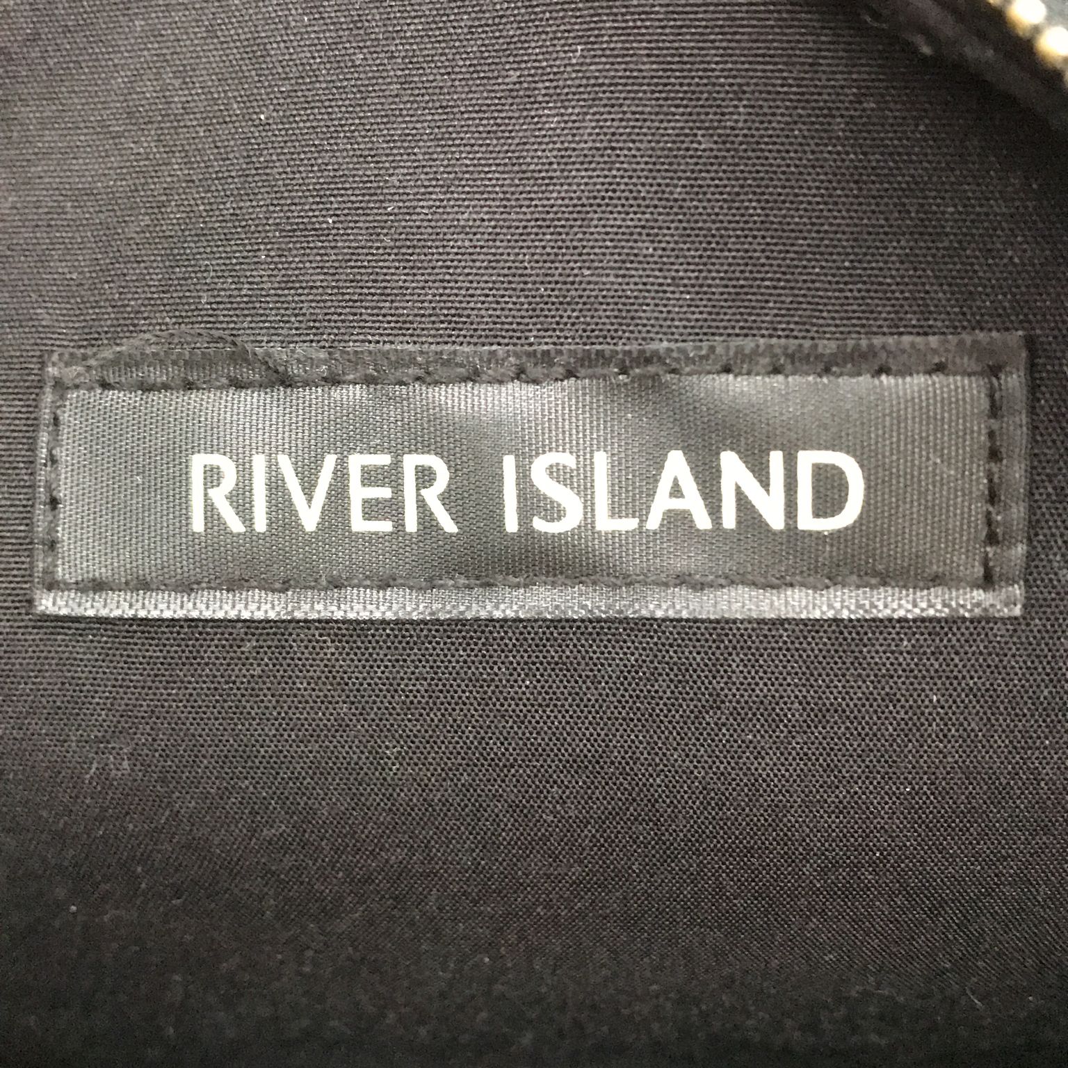 River Island