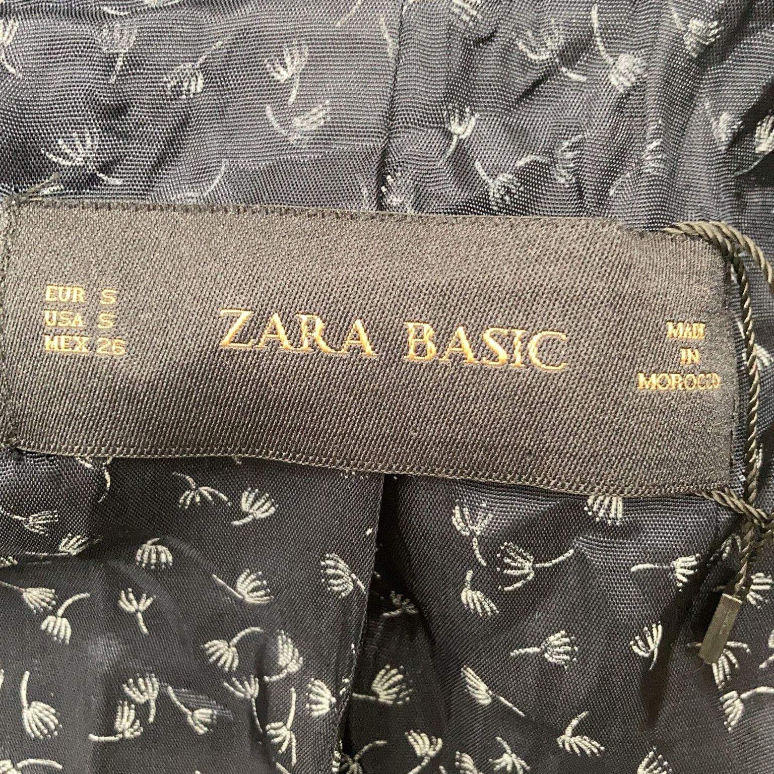 Zara Basic