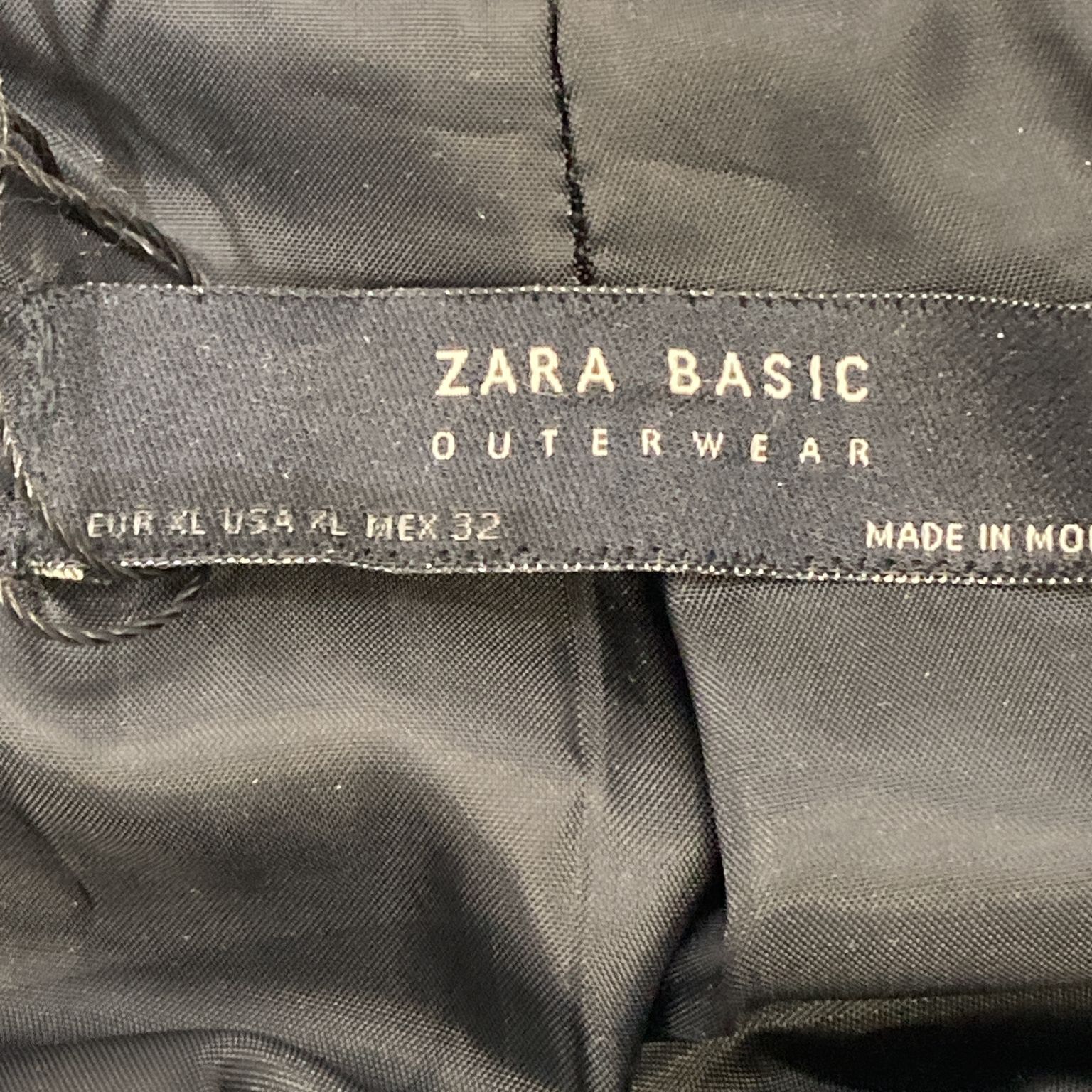 Zara Basic