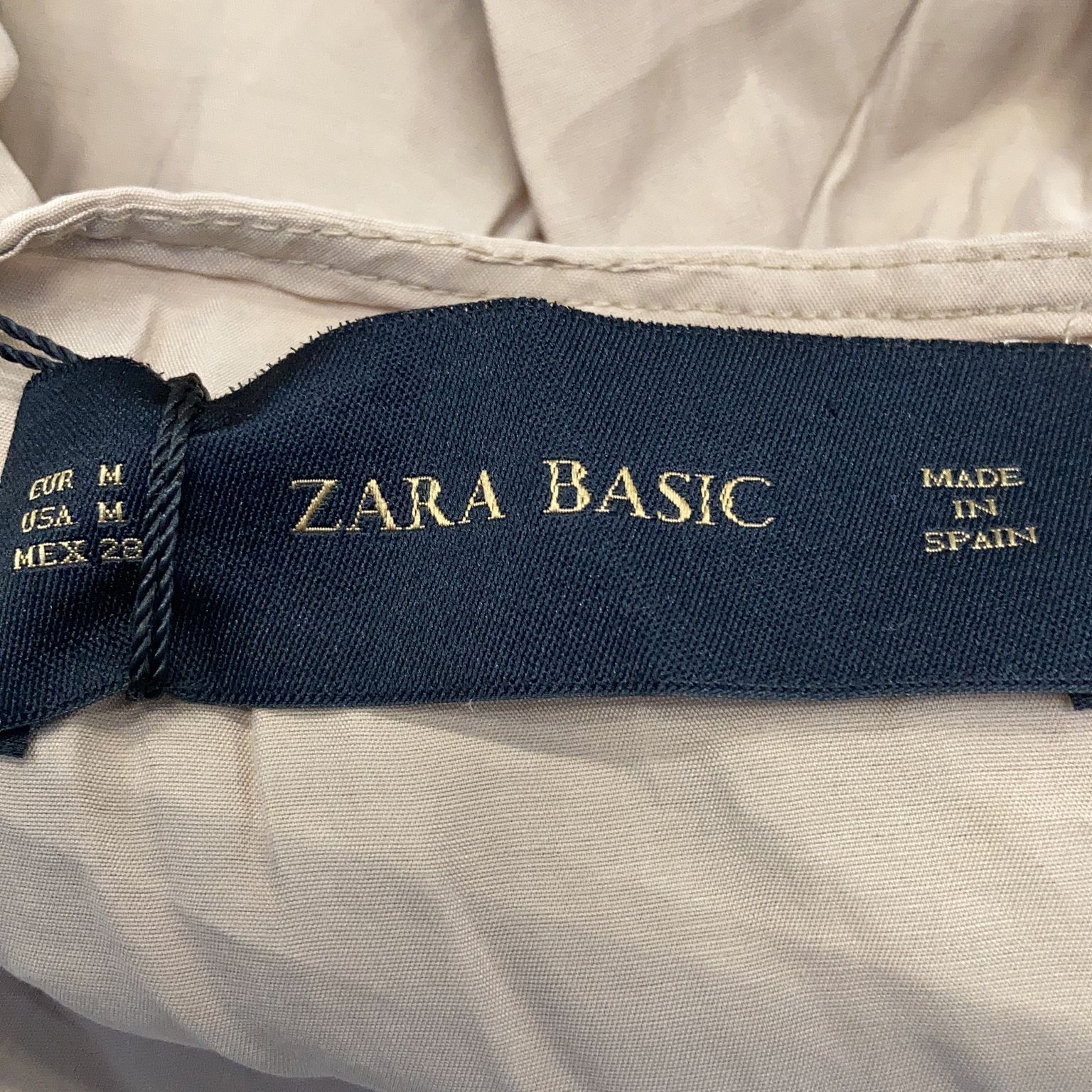 Zara Basic