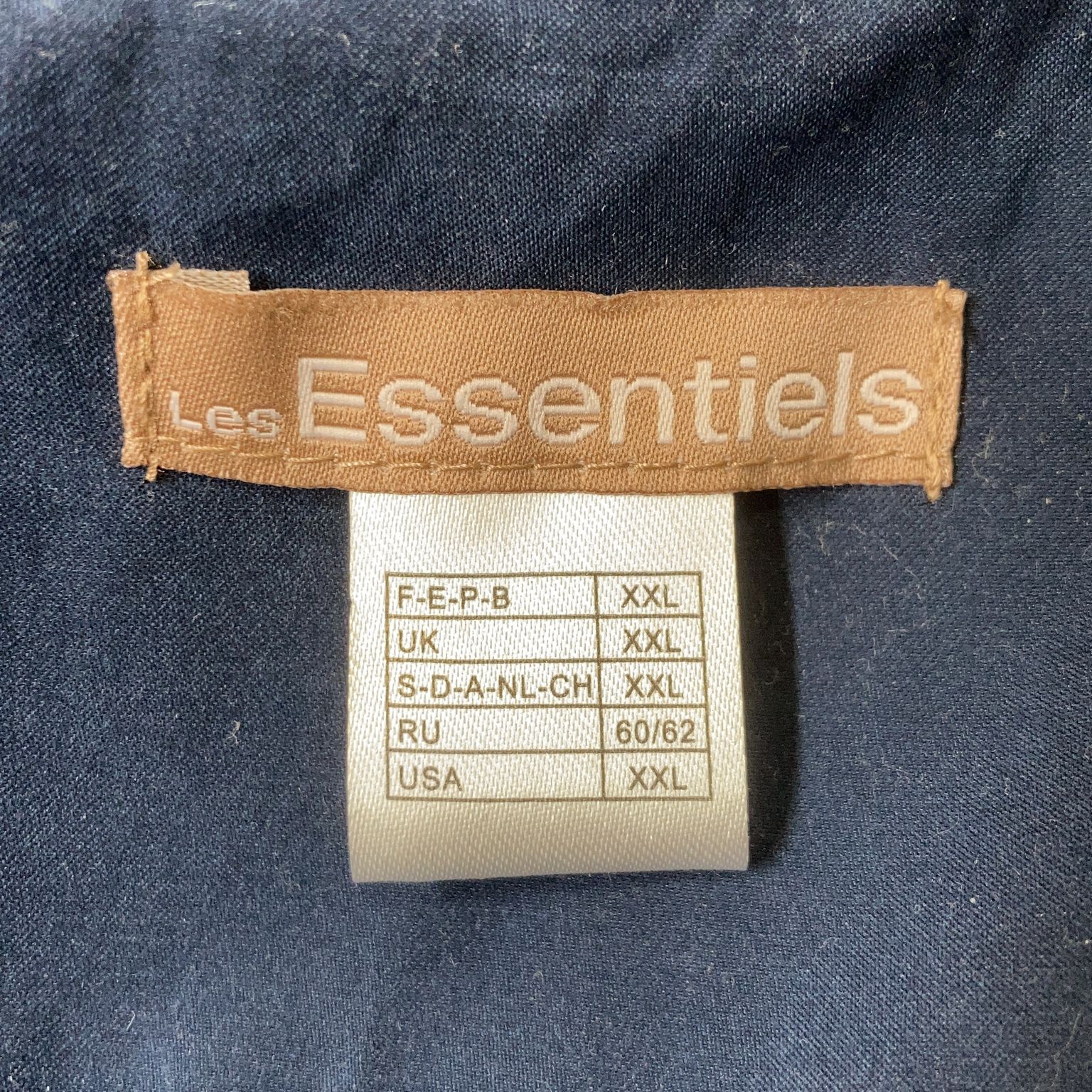 Les Essentiels