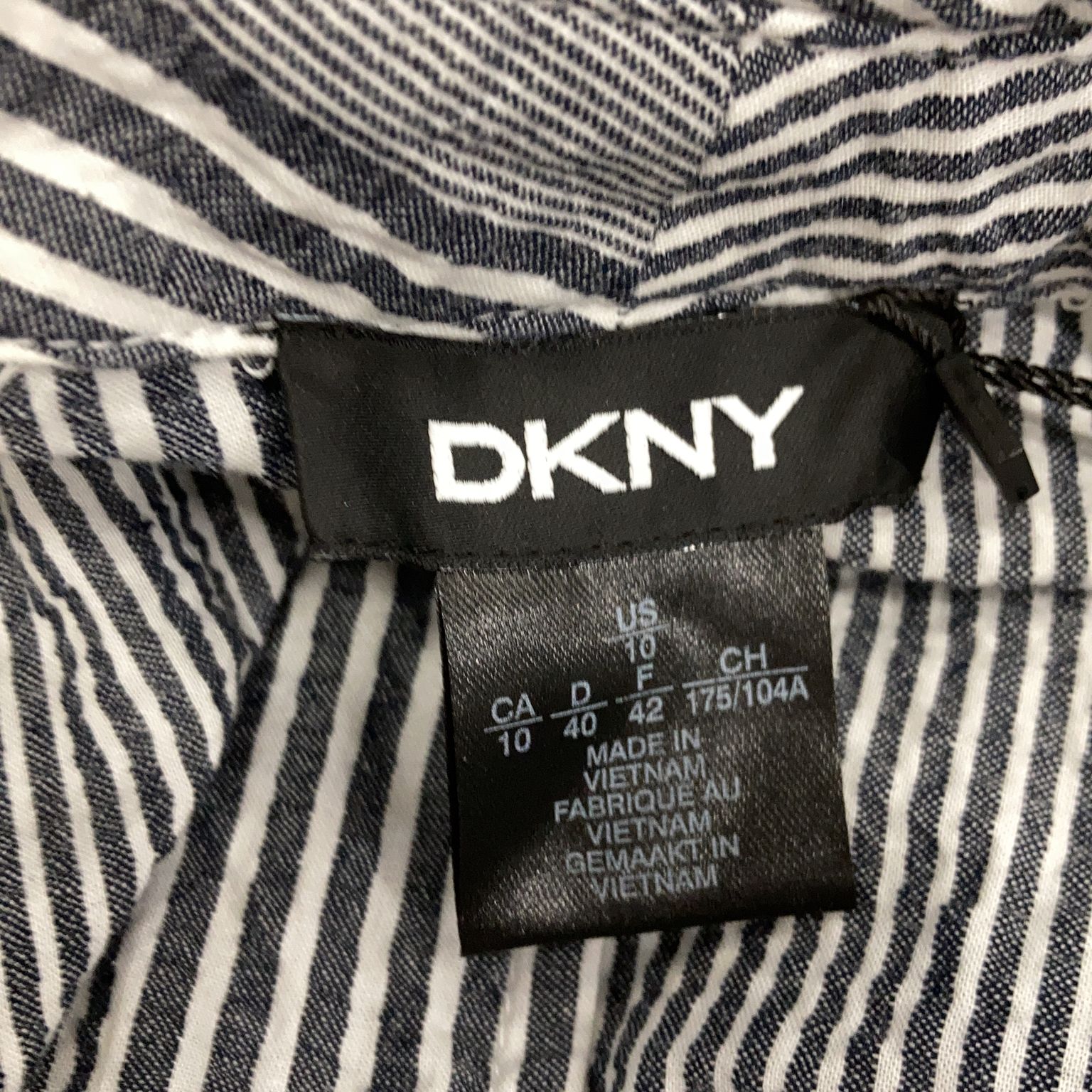 DKNY