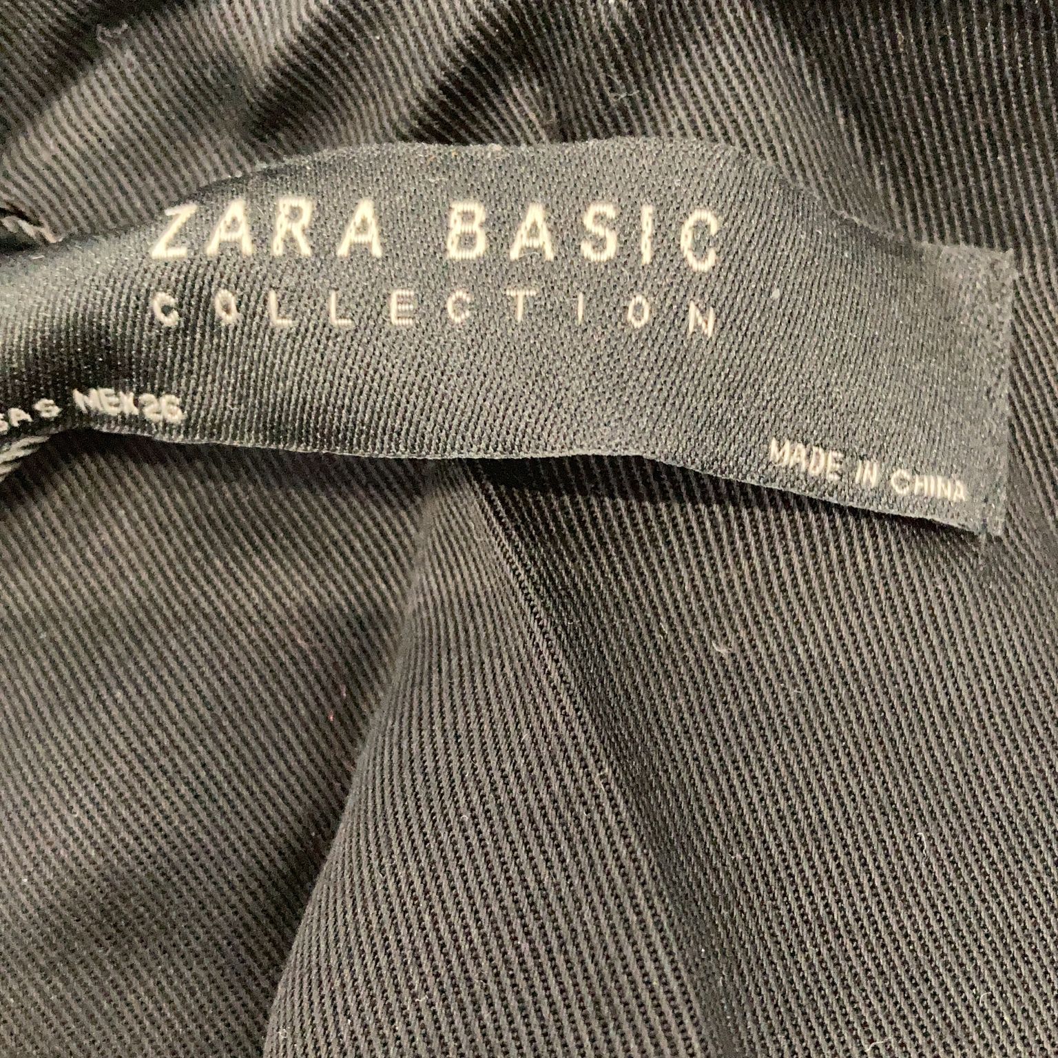 Zara Basic