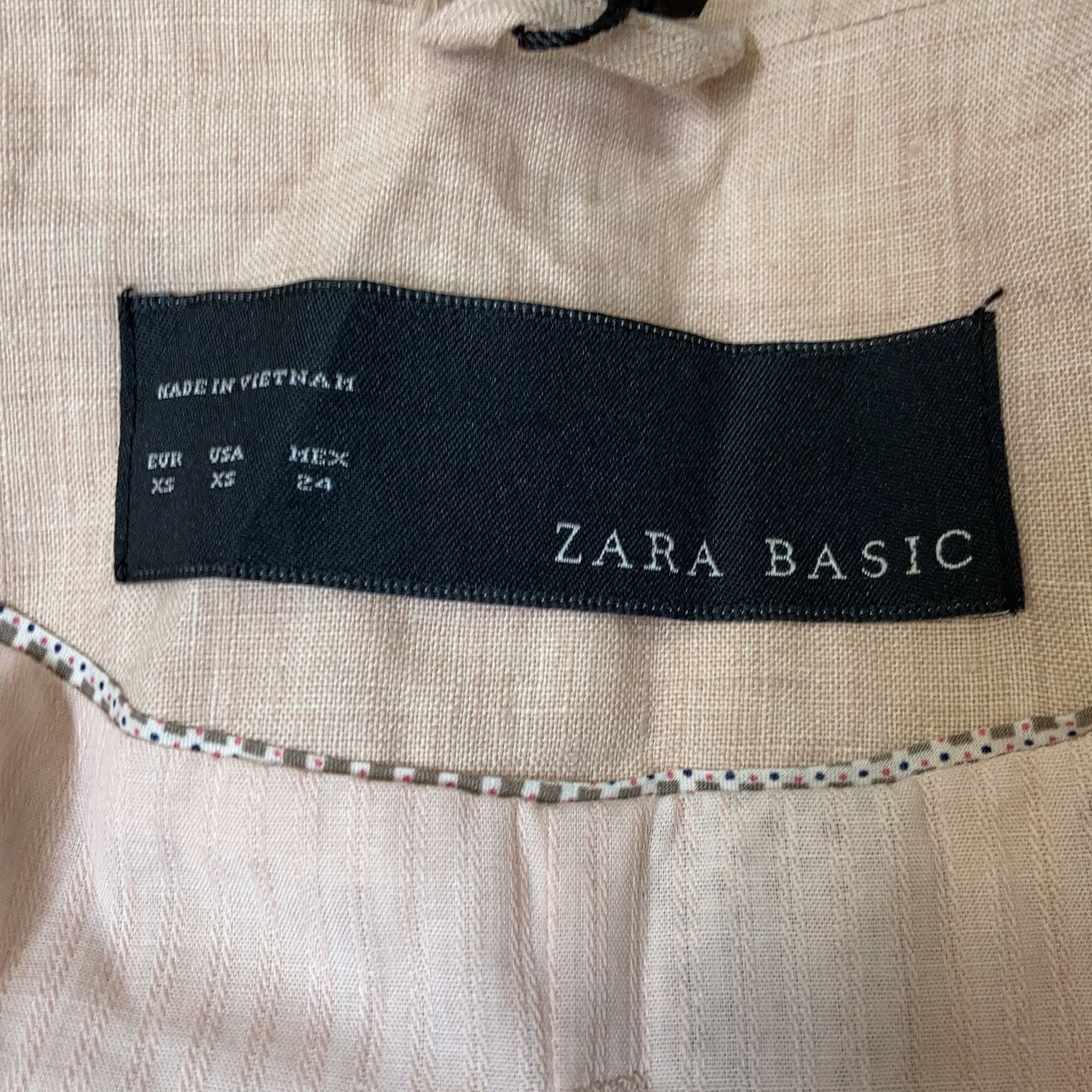 Zara Basic