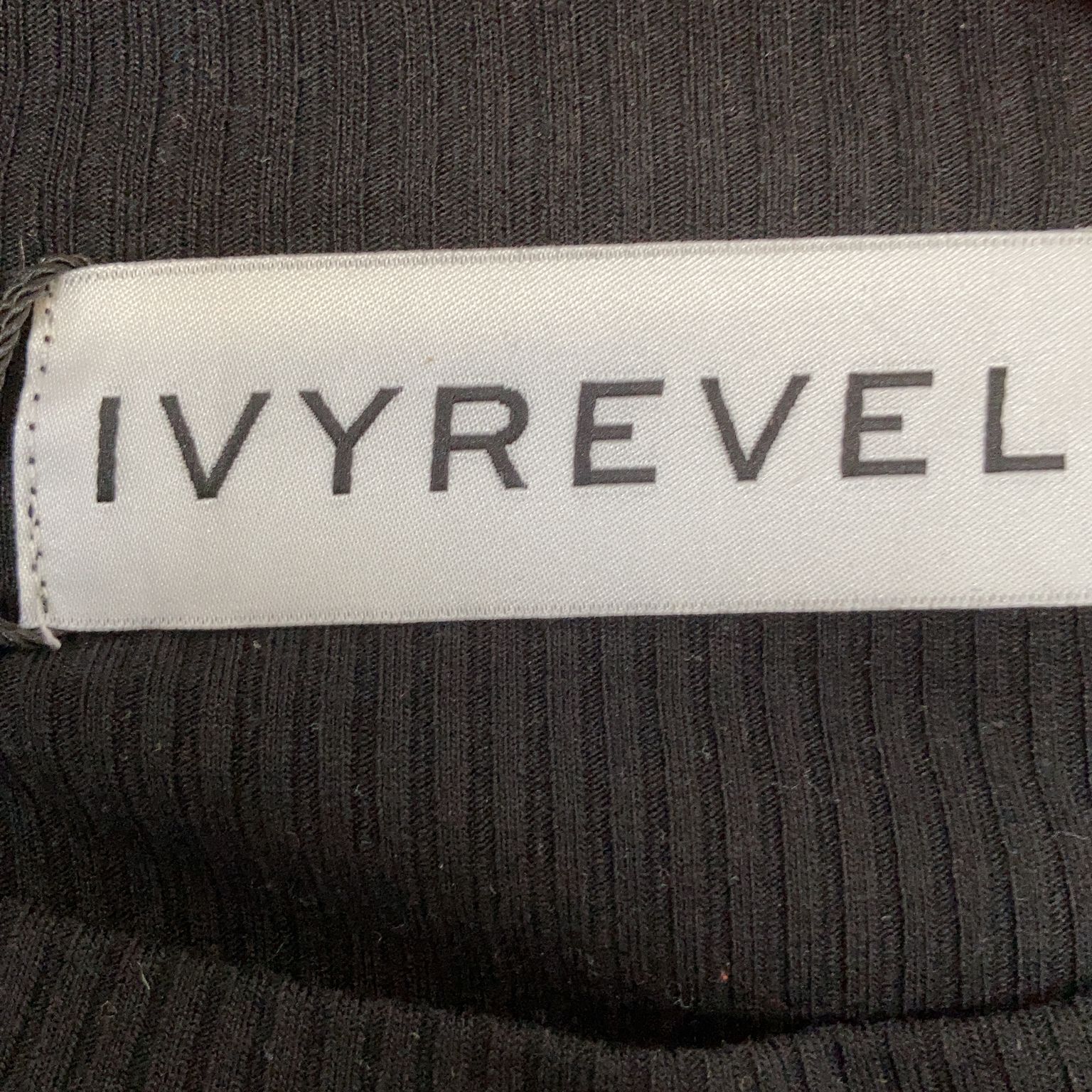 Ivyrevel