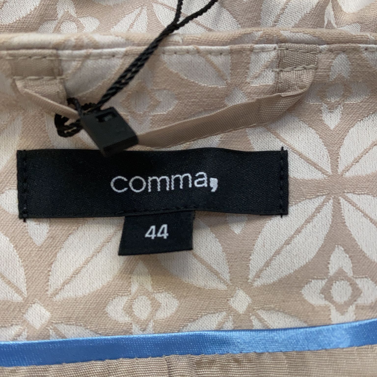 Comma