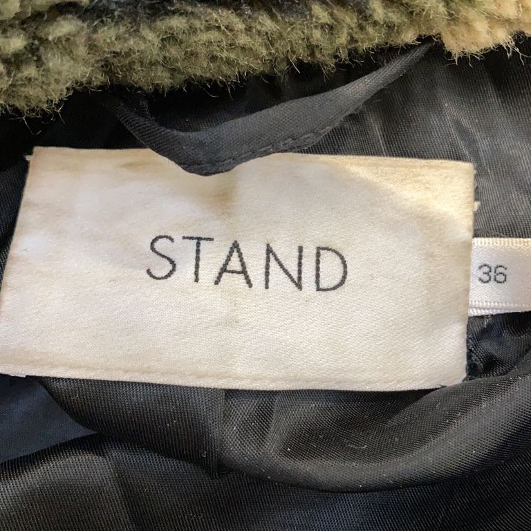 Stand