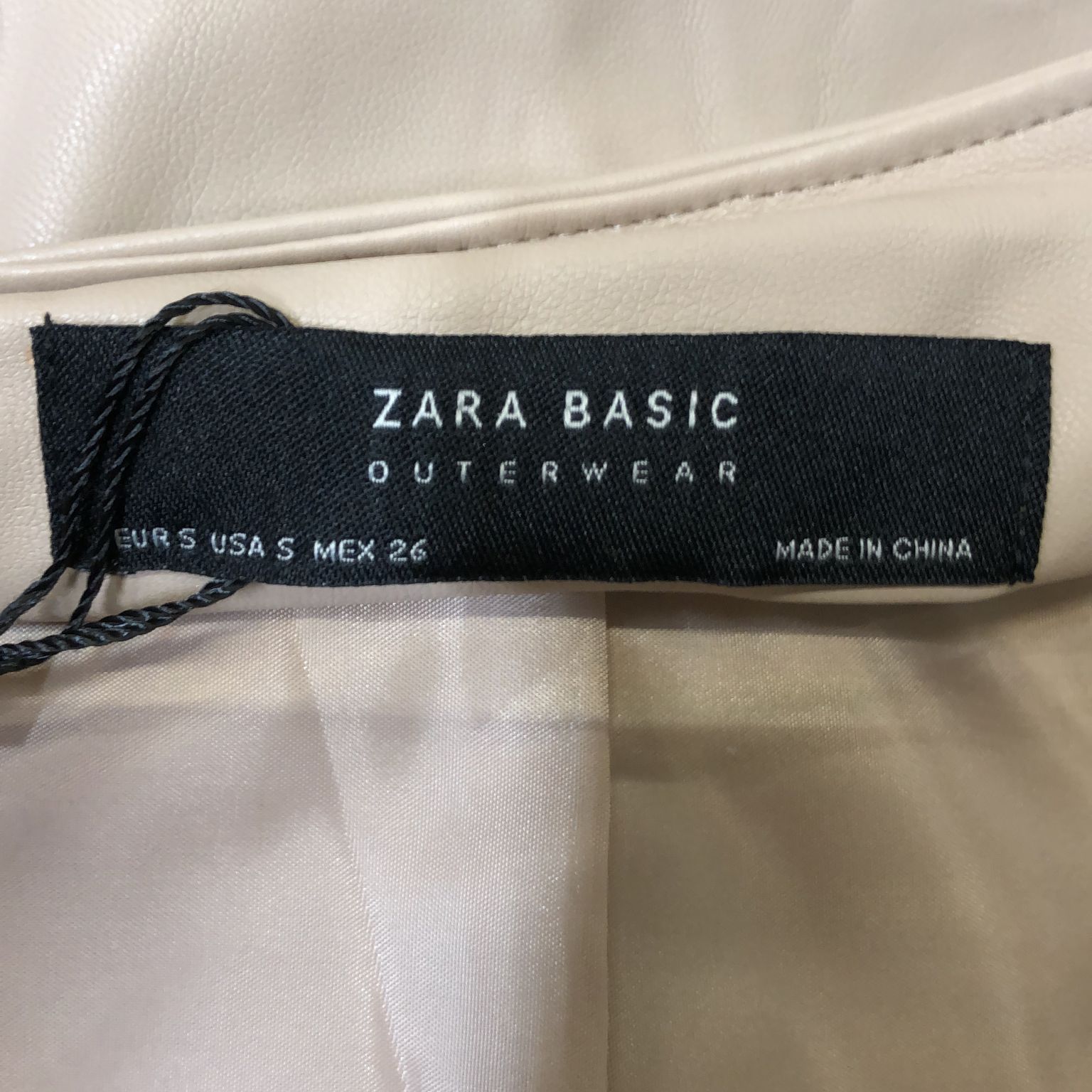 Zara Basic