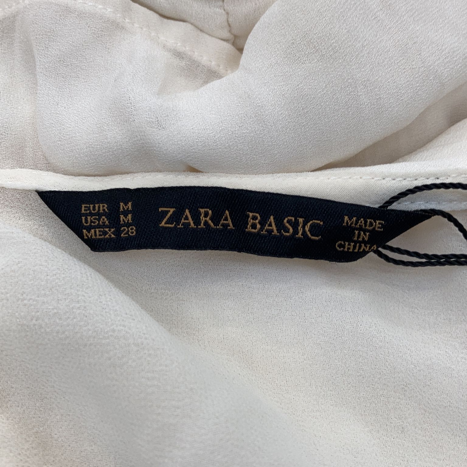 Zara Basic