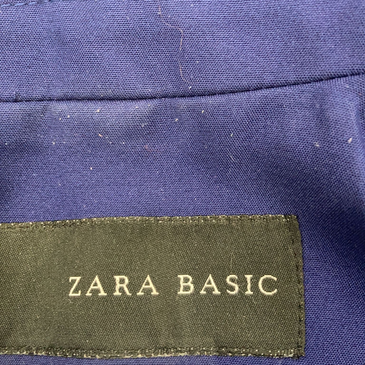 Zara Basic