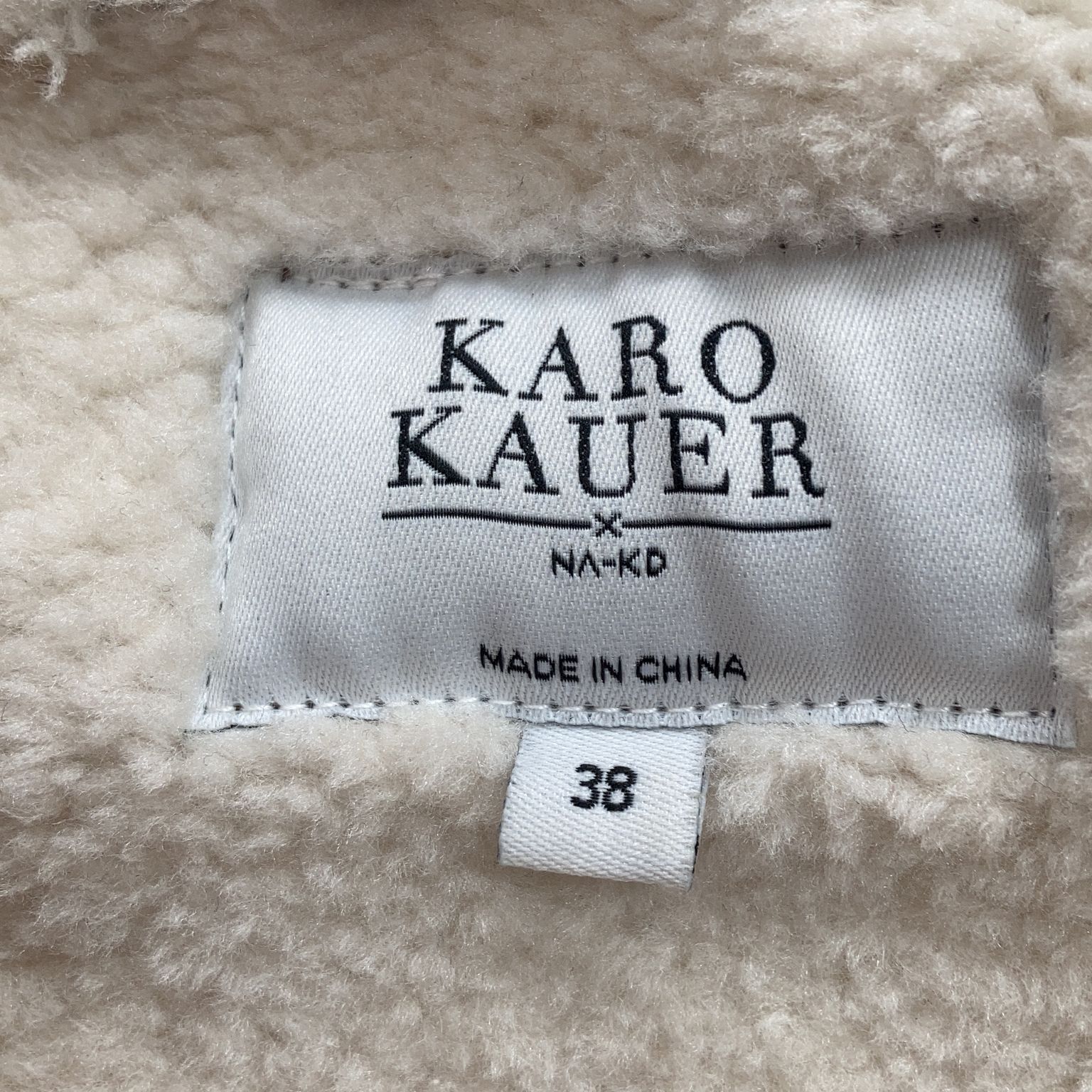 Karo Kauer x NA-KD