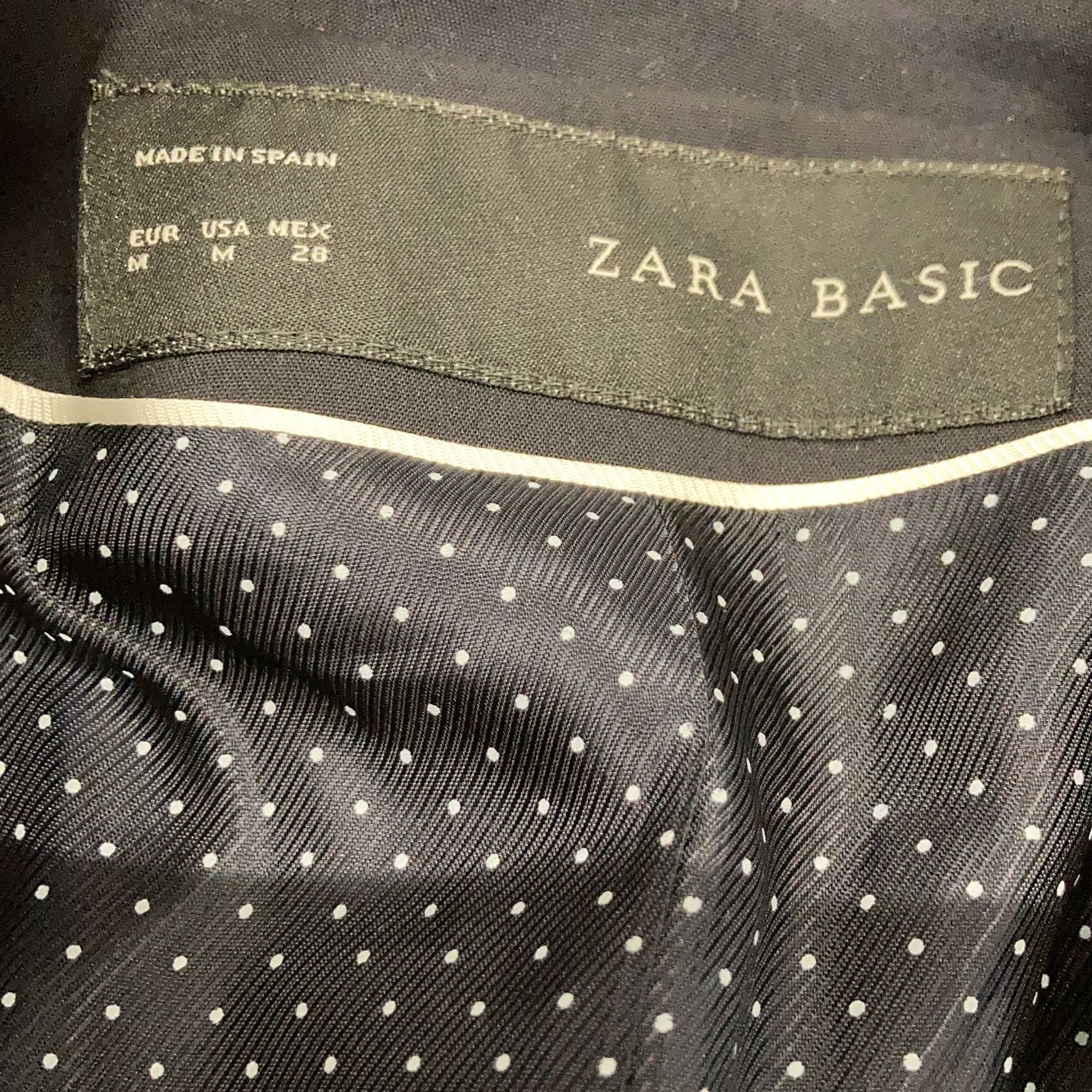 Zara Basic