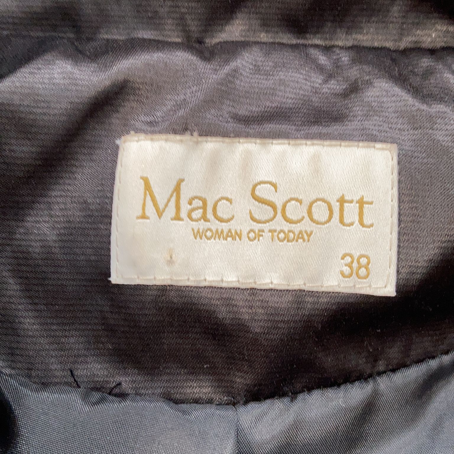 Mac Scott