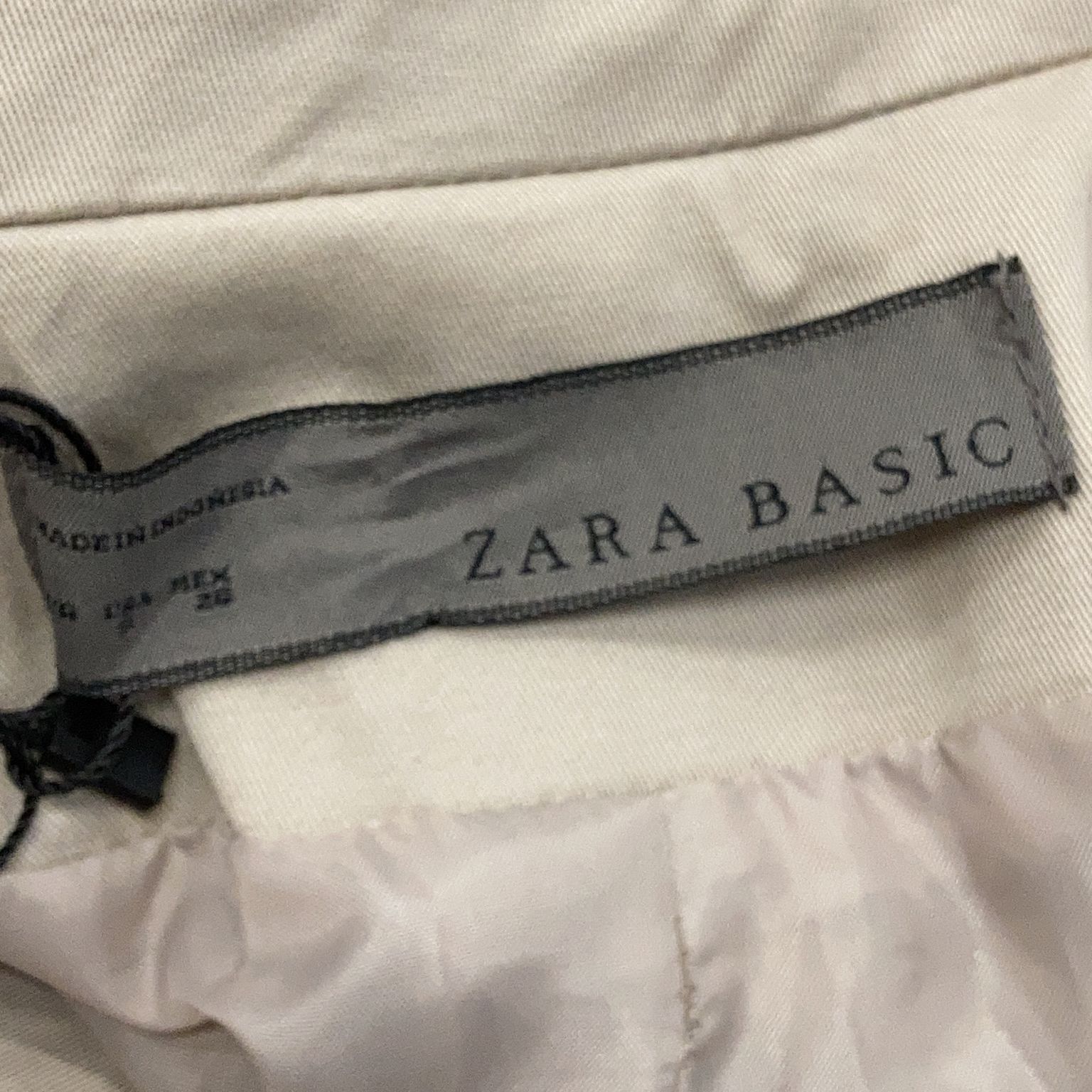 Zara Basic