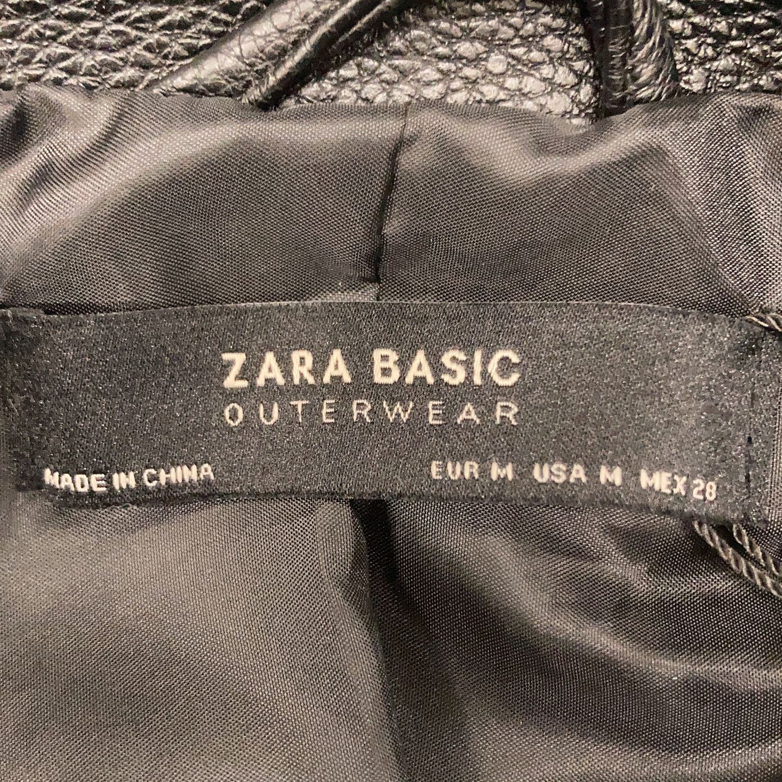 Zara Basic