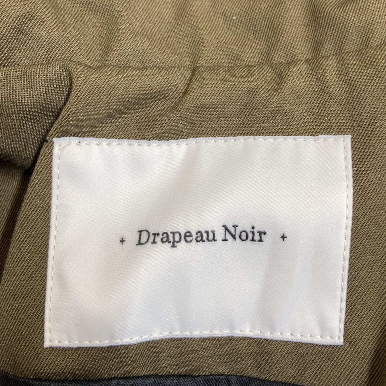 Drapeau Noir