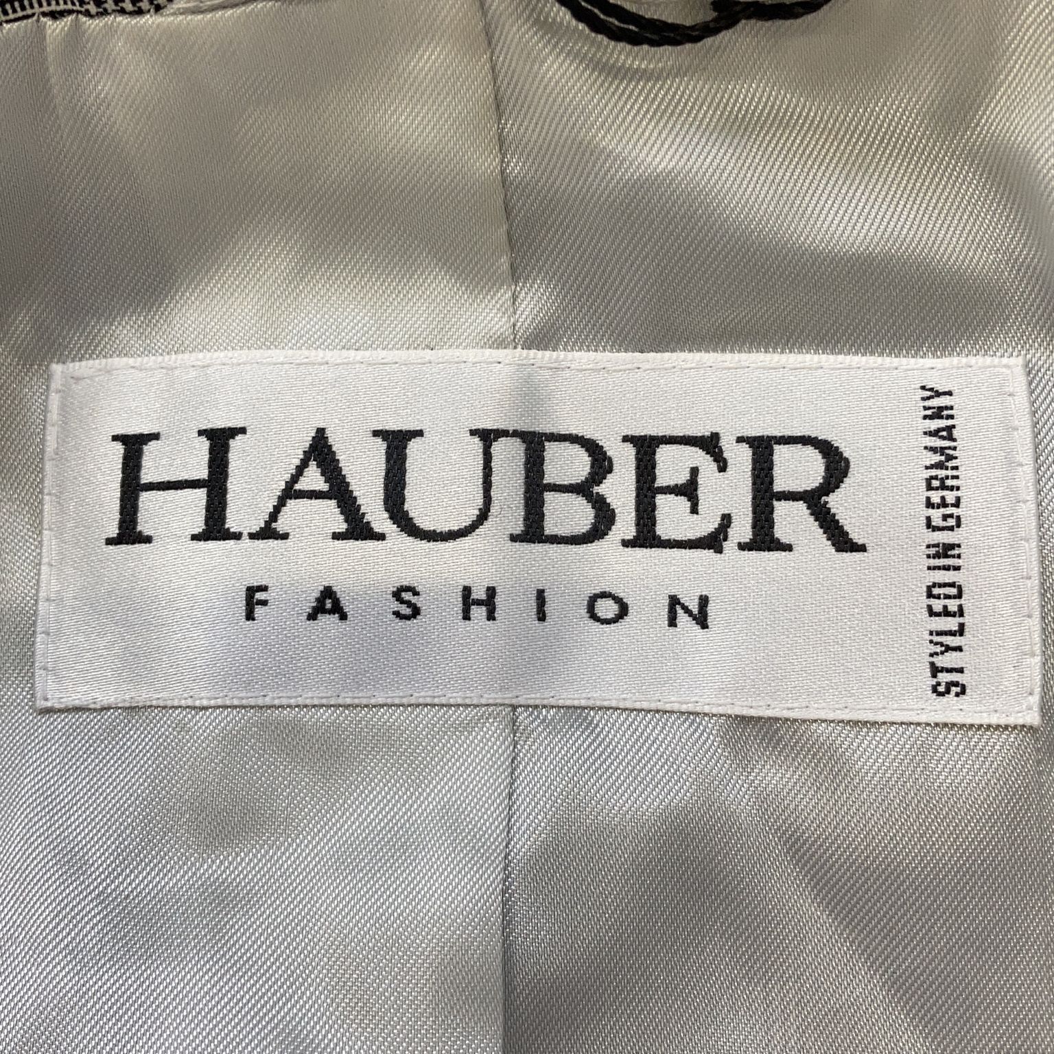 Hauber Fashion