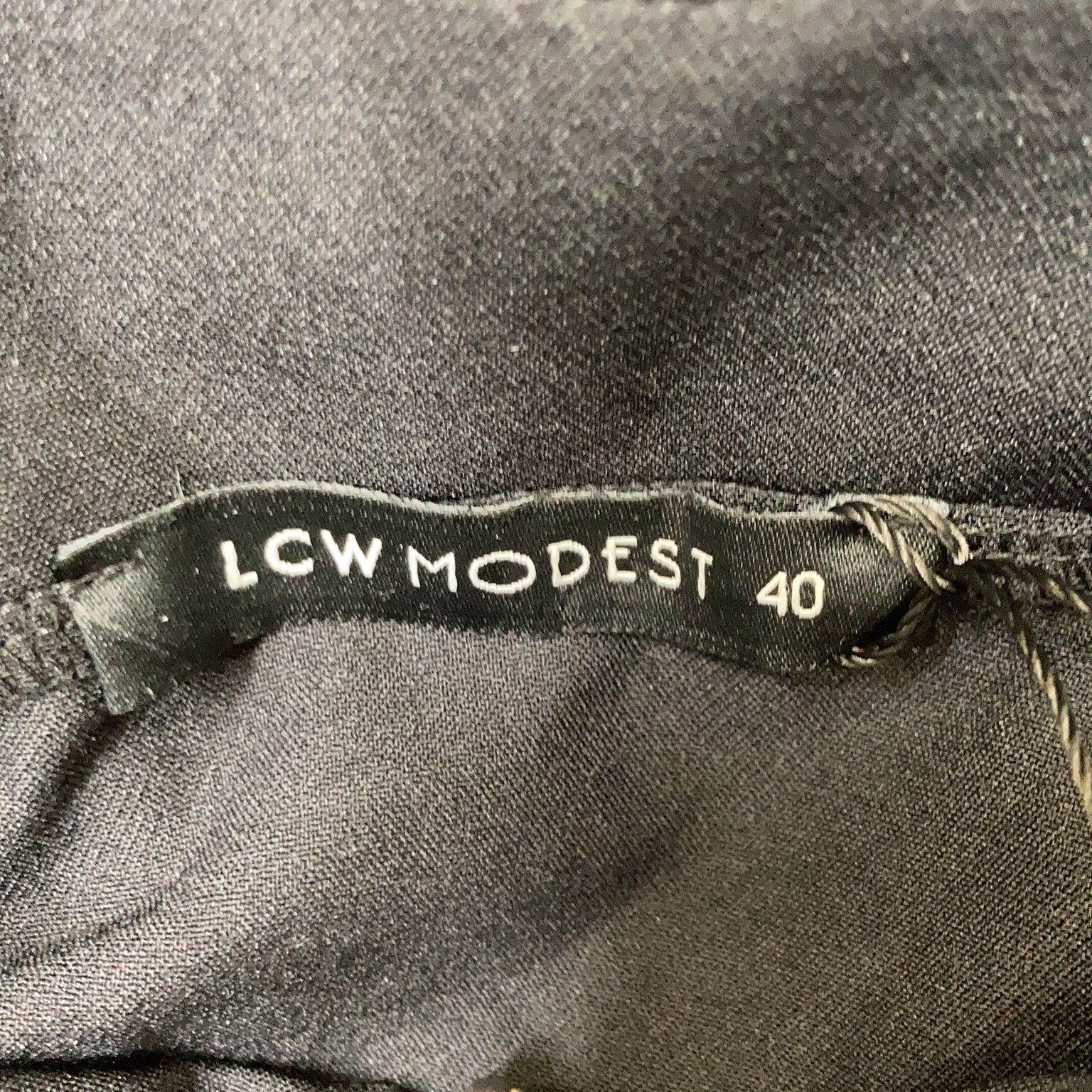 LCW Modest