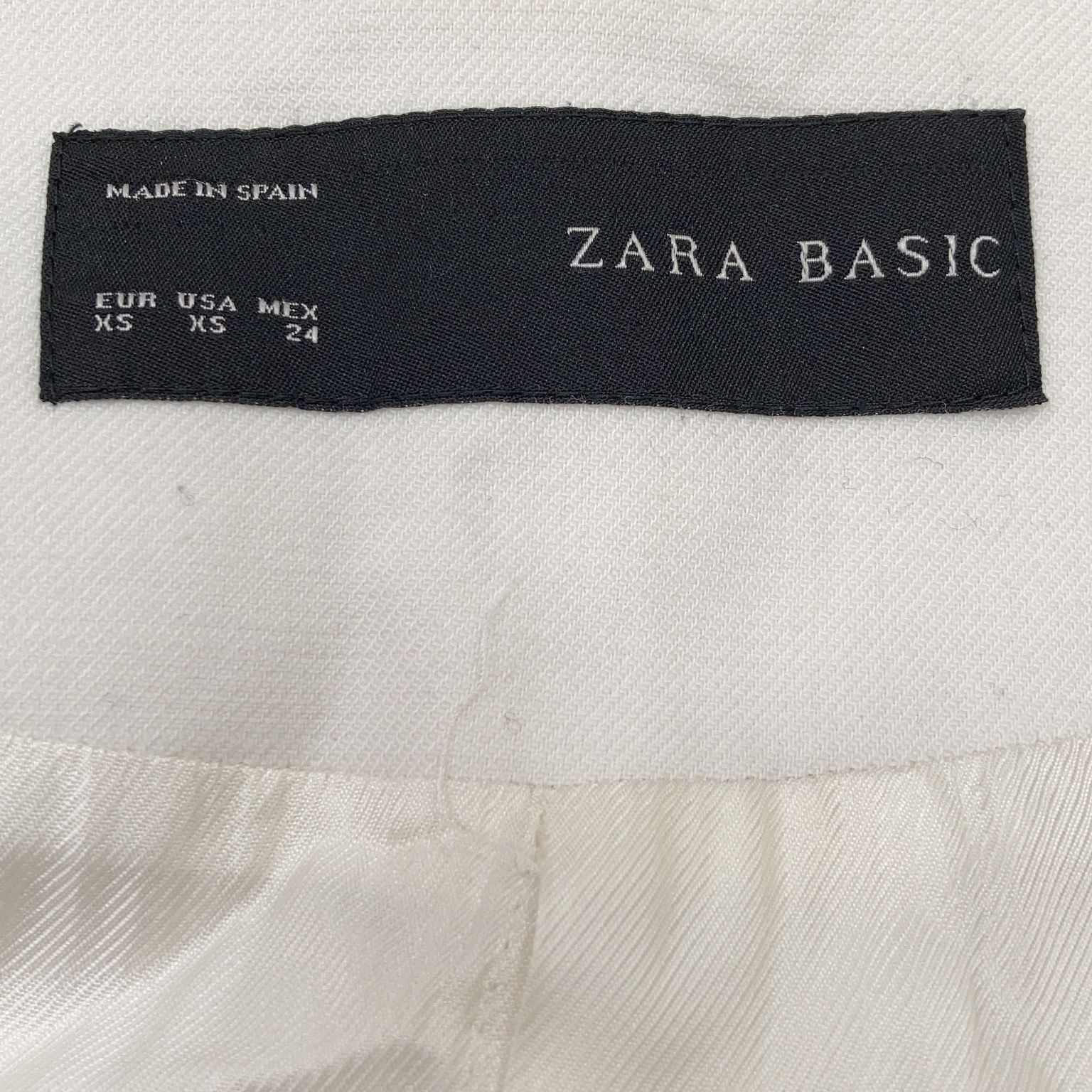 Zara Basic