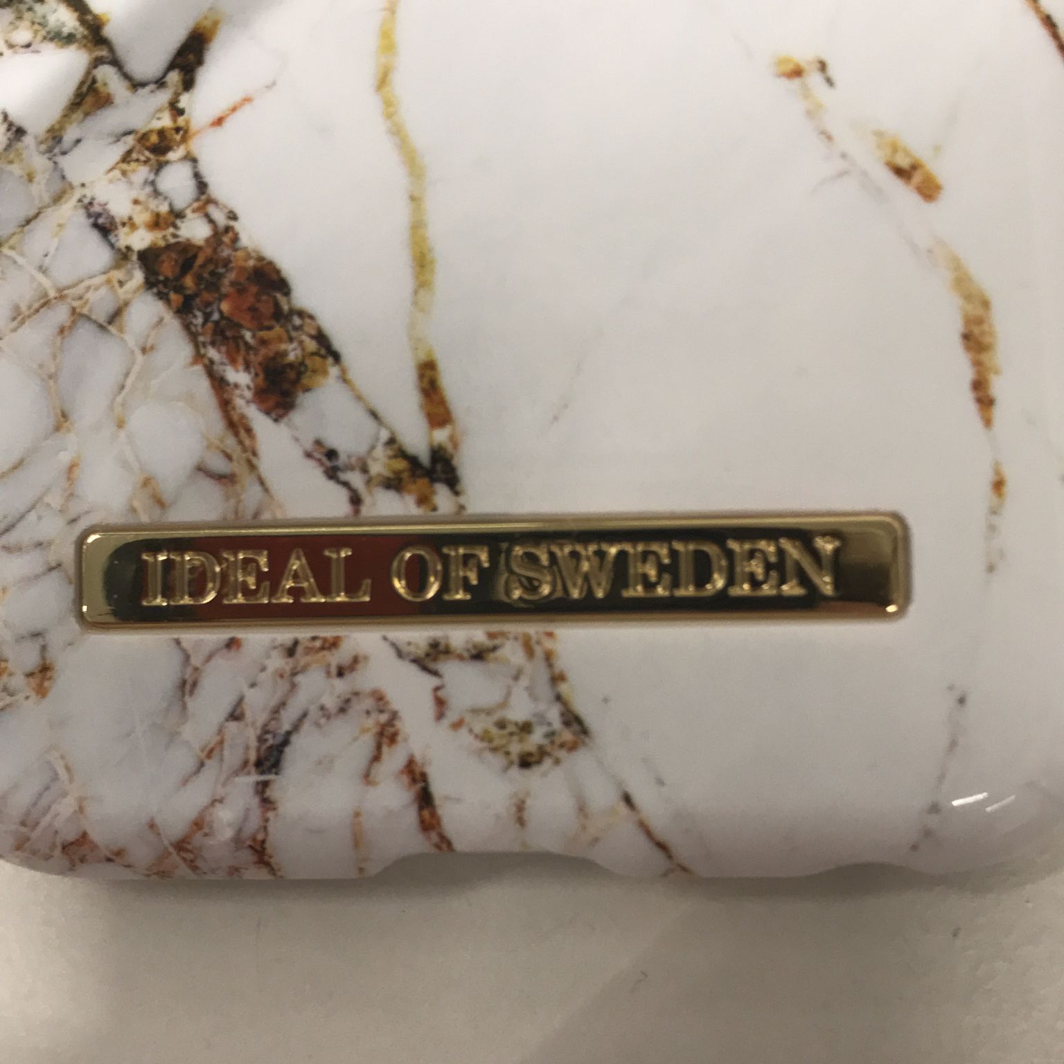 iDeal of Sweden