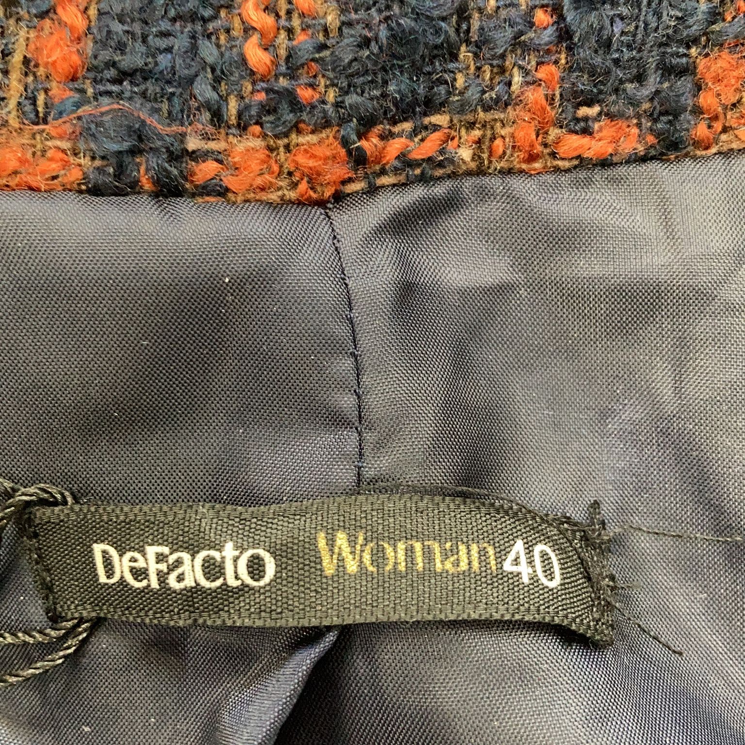 DeFacto Woman