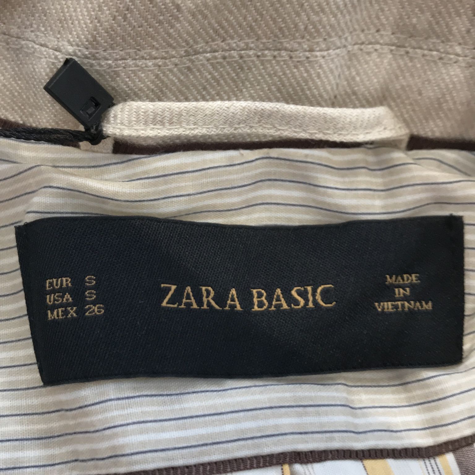 Zara Basic