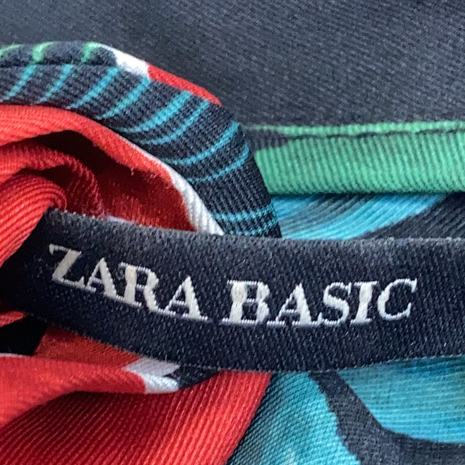 Zara Basic