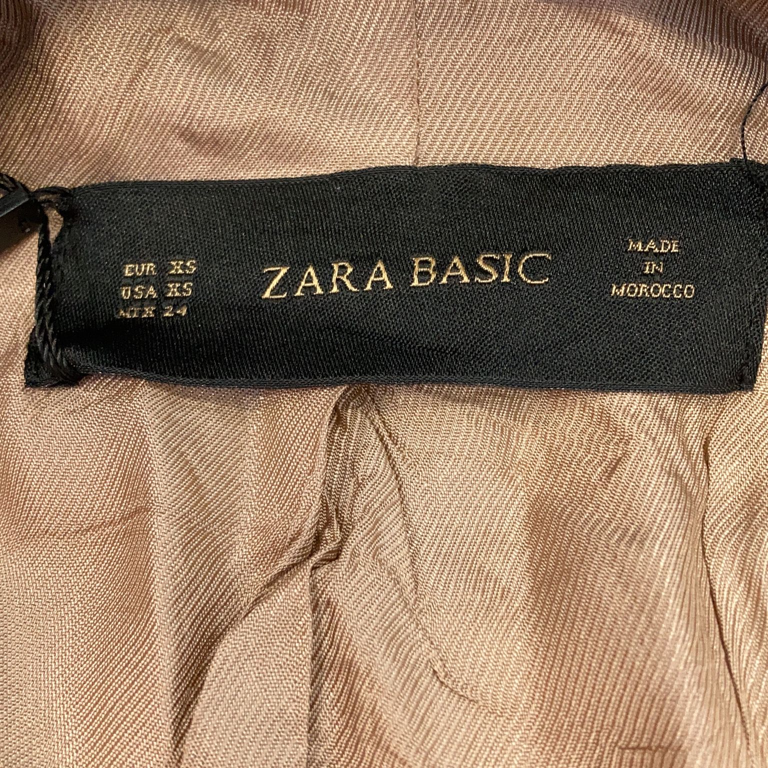 Zara Basic