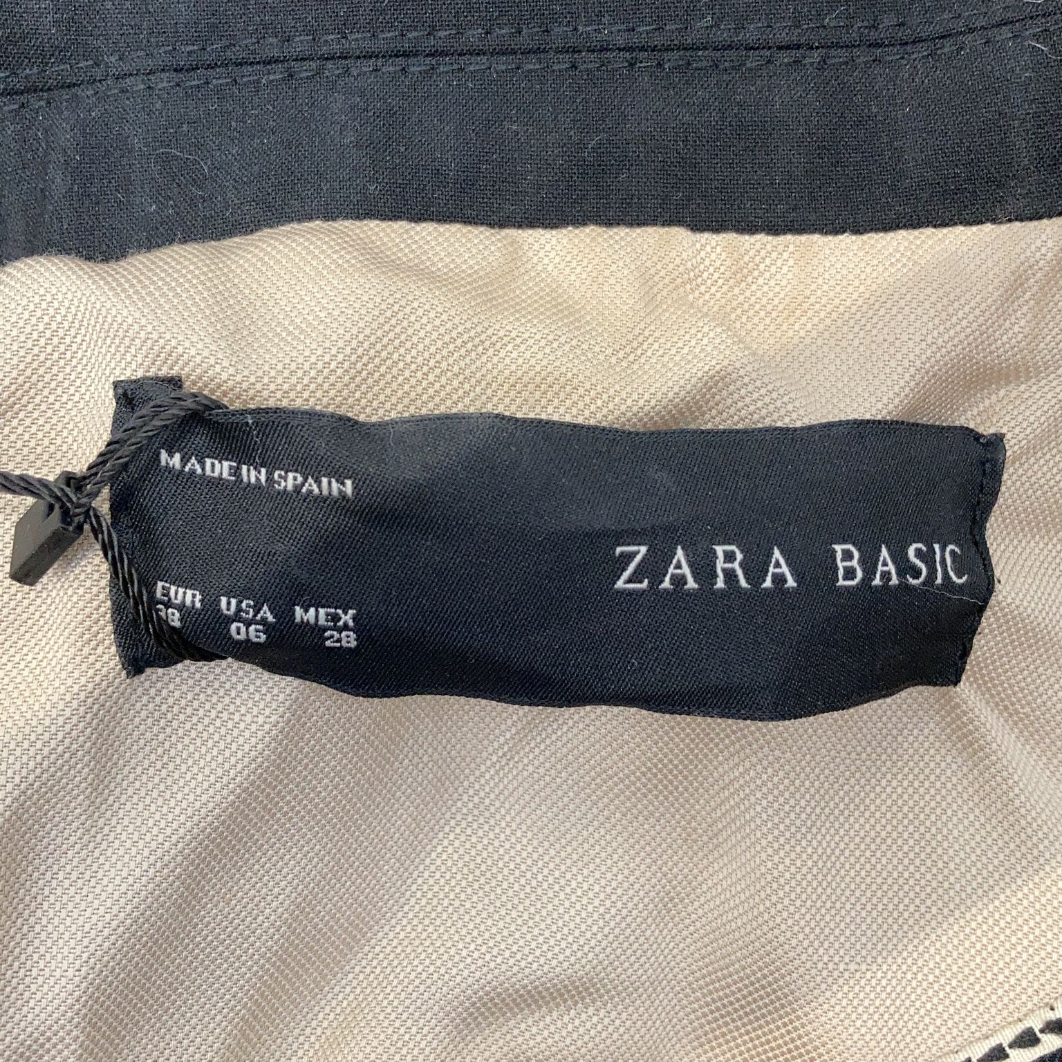 Zara Basic