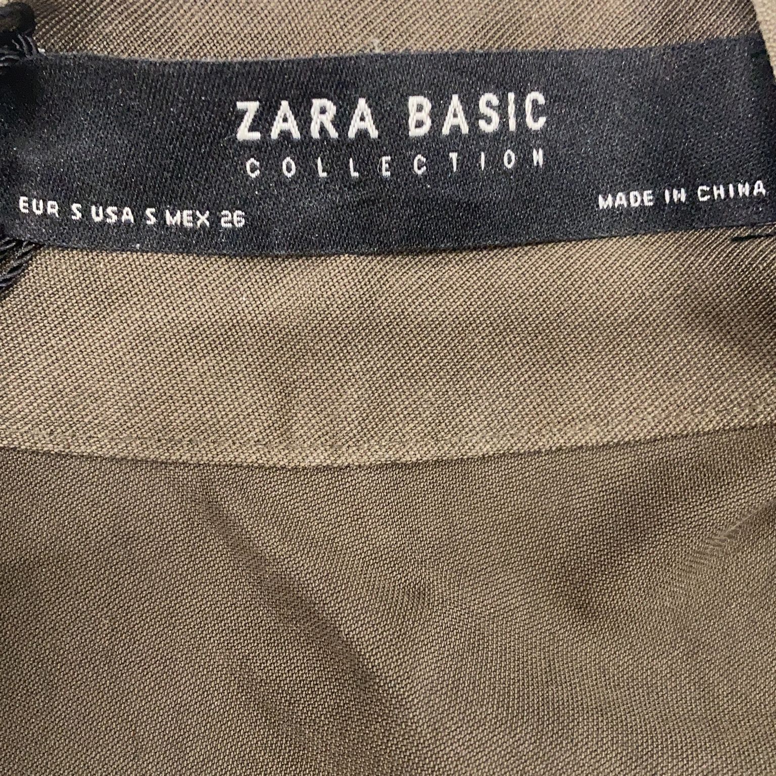 Zara Basic