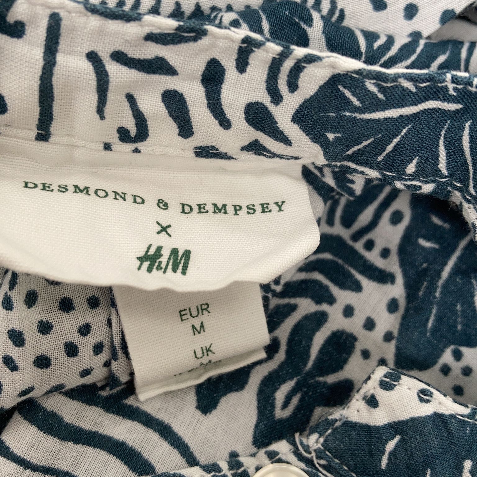 Desmond  Dempsey x HM